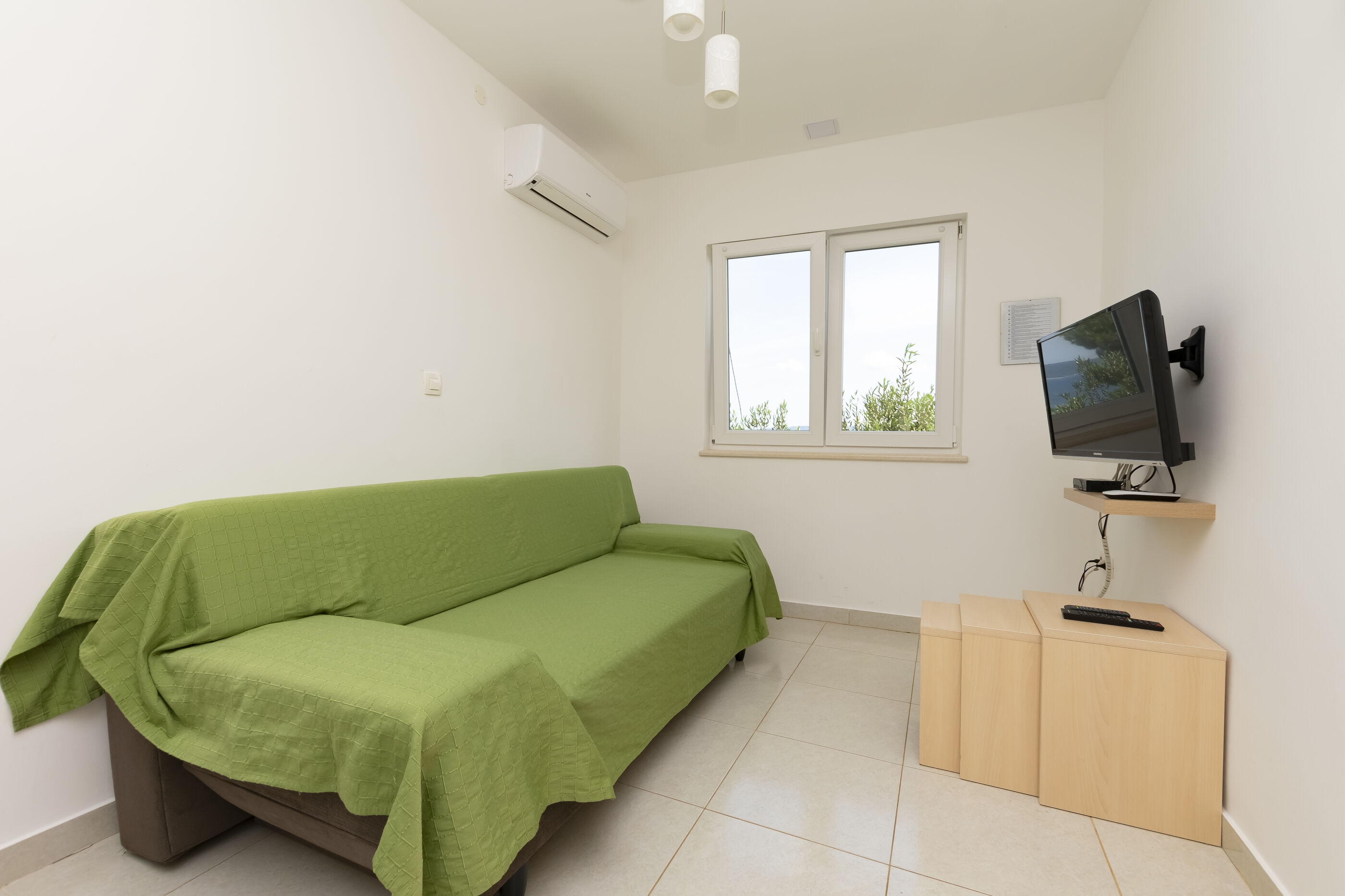 Apartments Djani 31111-A2