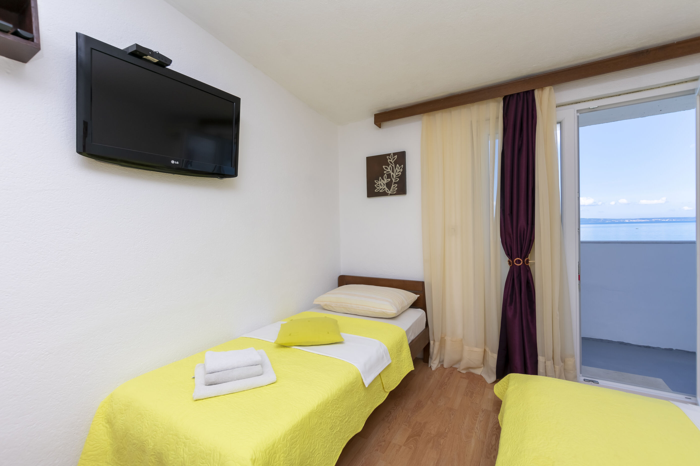 Apartments Luka 91851-A1