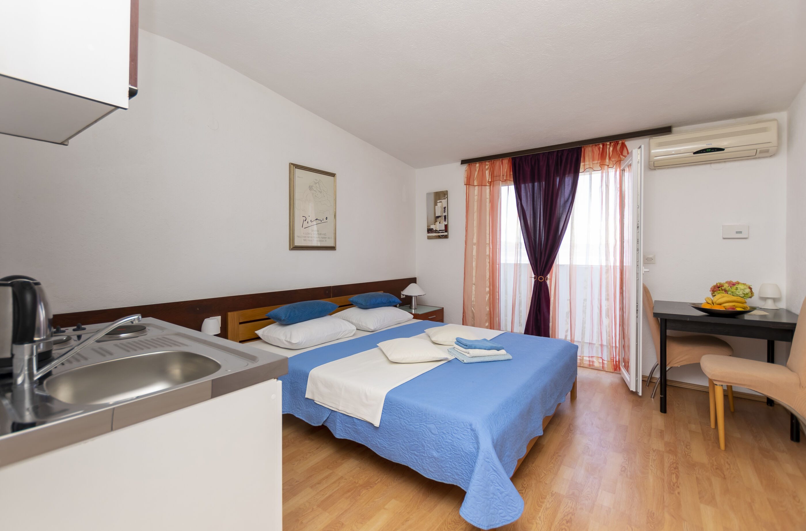 Apartments Luka 91851-A2