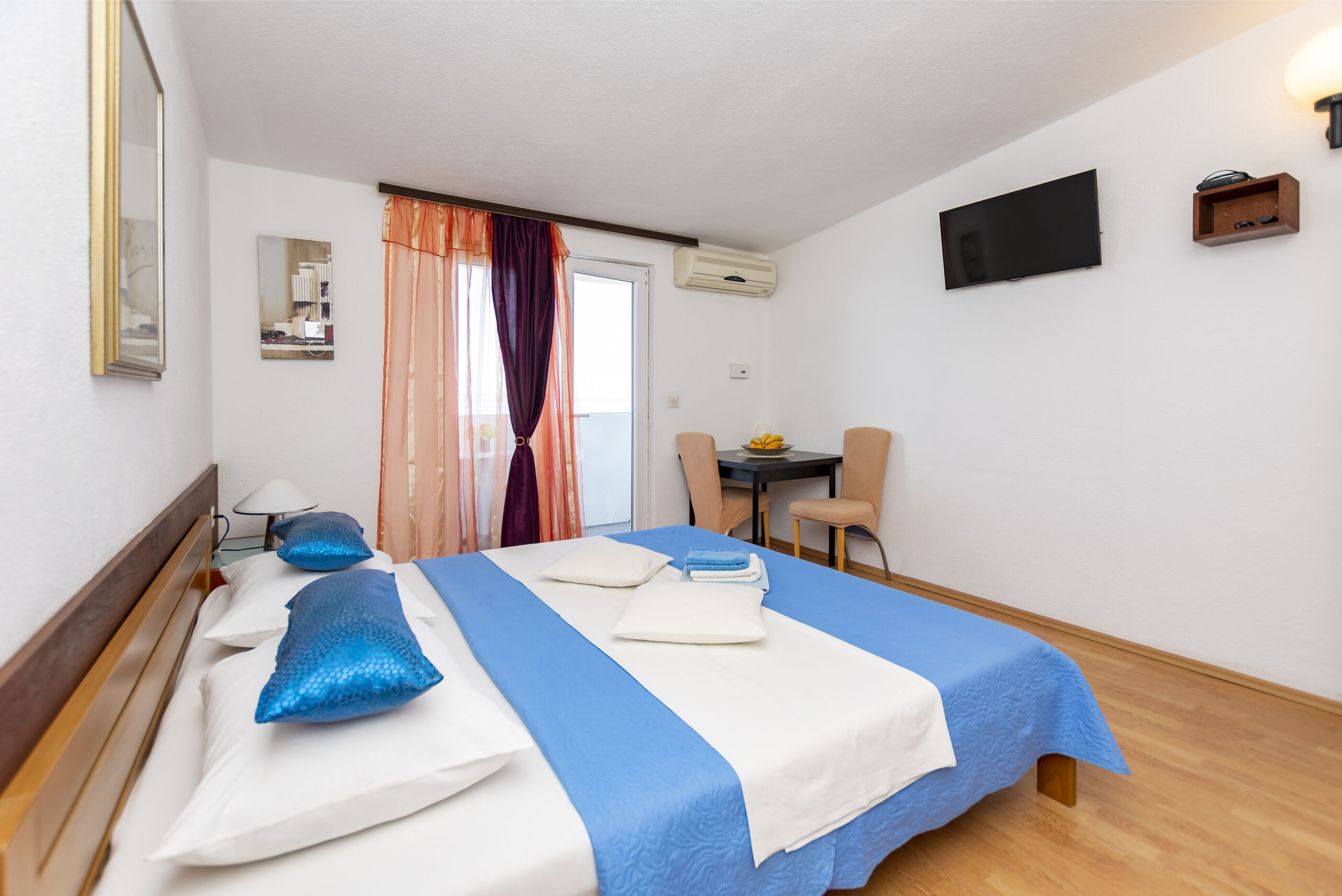 Apartments Luka 91851-A2