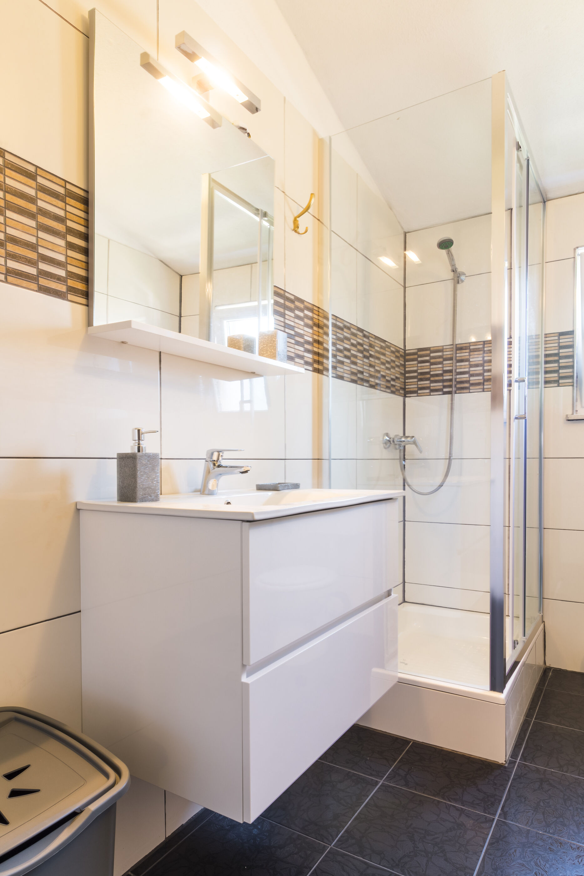Apartment Hilda 95941-A1