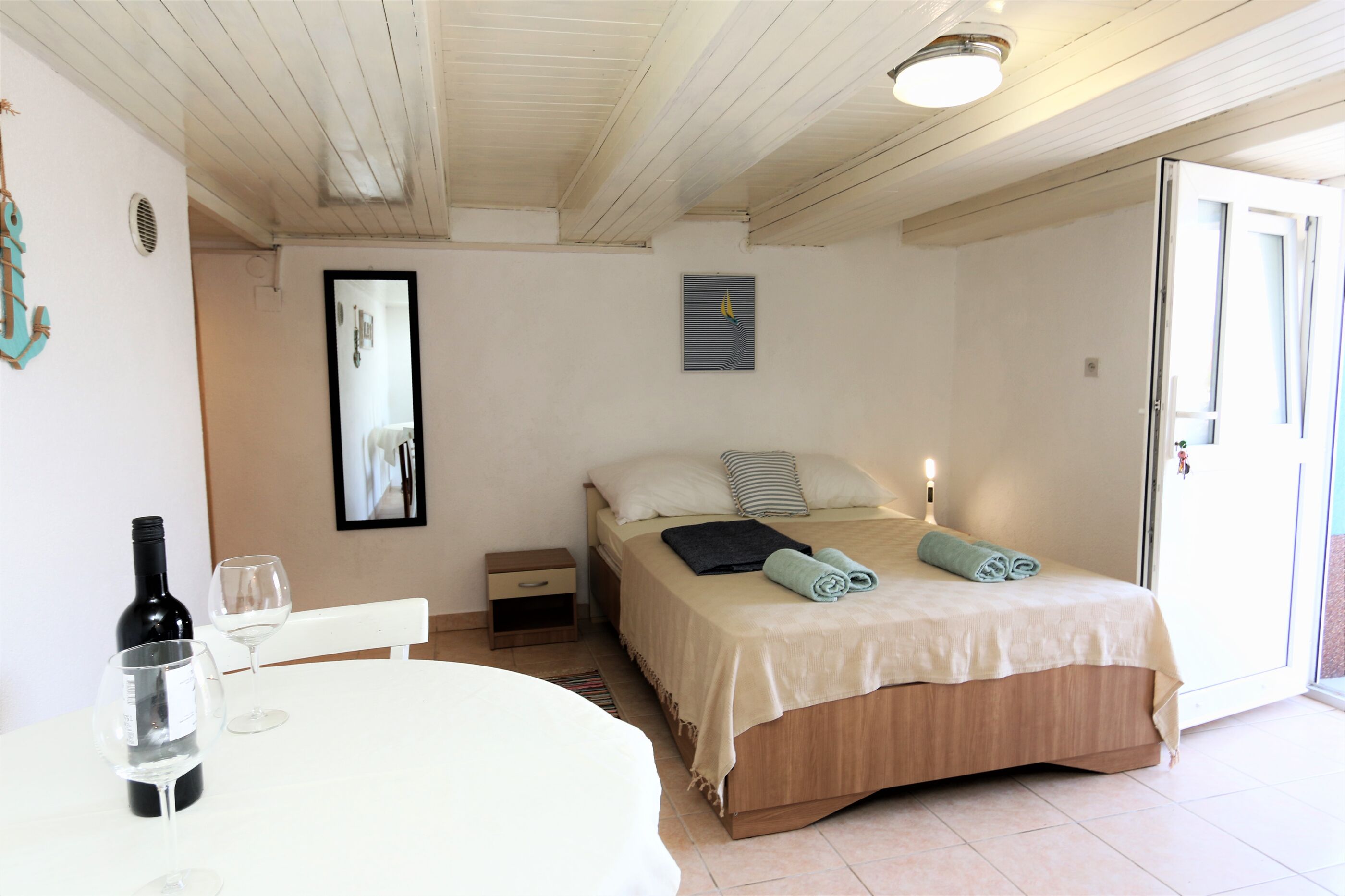Apartment Mance 49853-A1