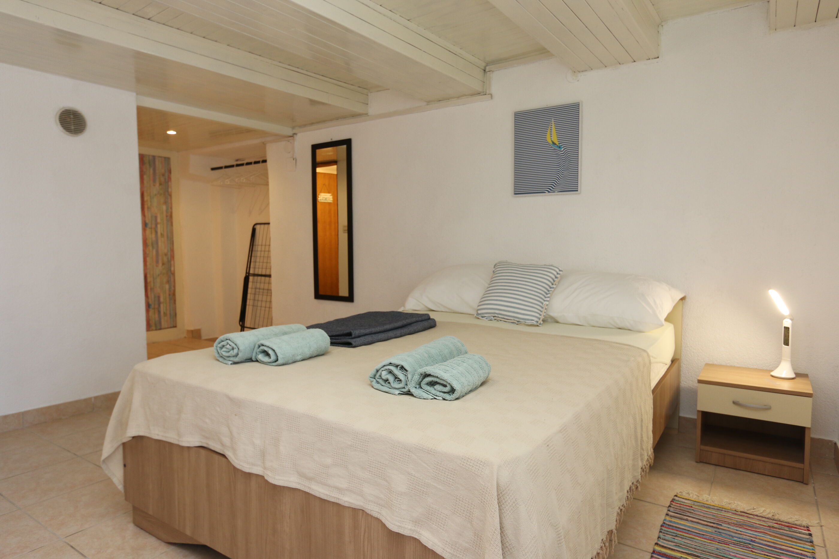 Apartment Mance 49853-A1