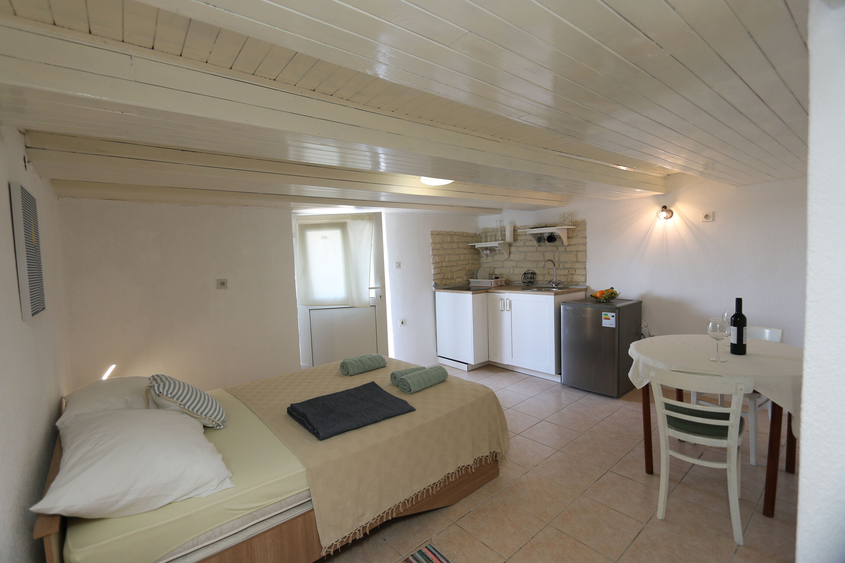 Apartment Mance 49853-A1