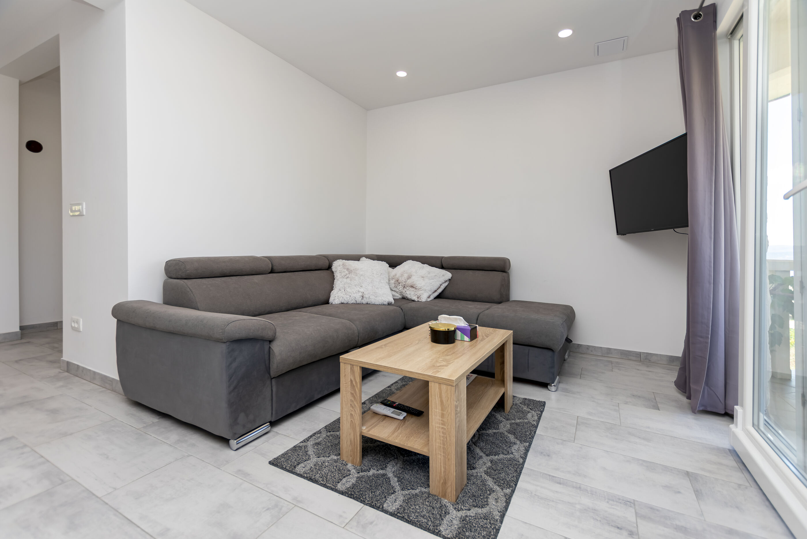 Apartments Peaceful Place 96011-A1