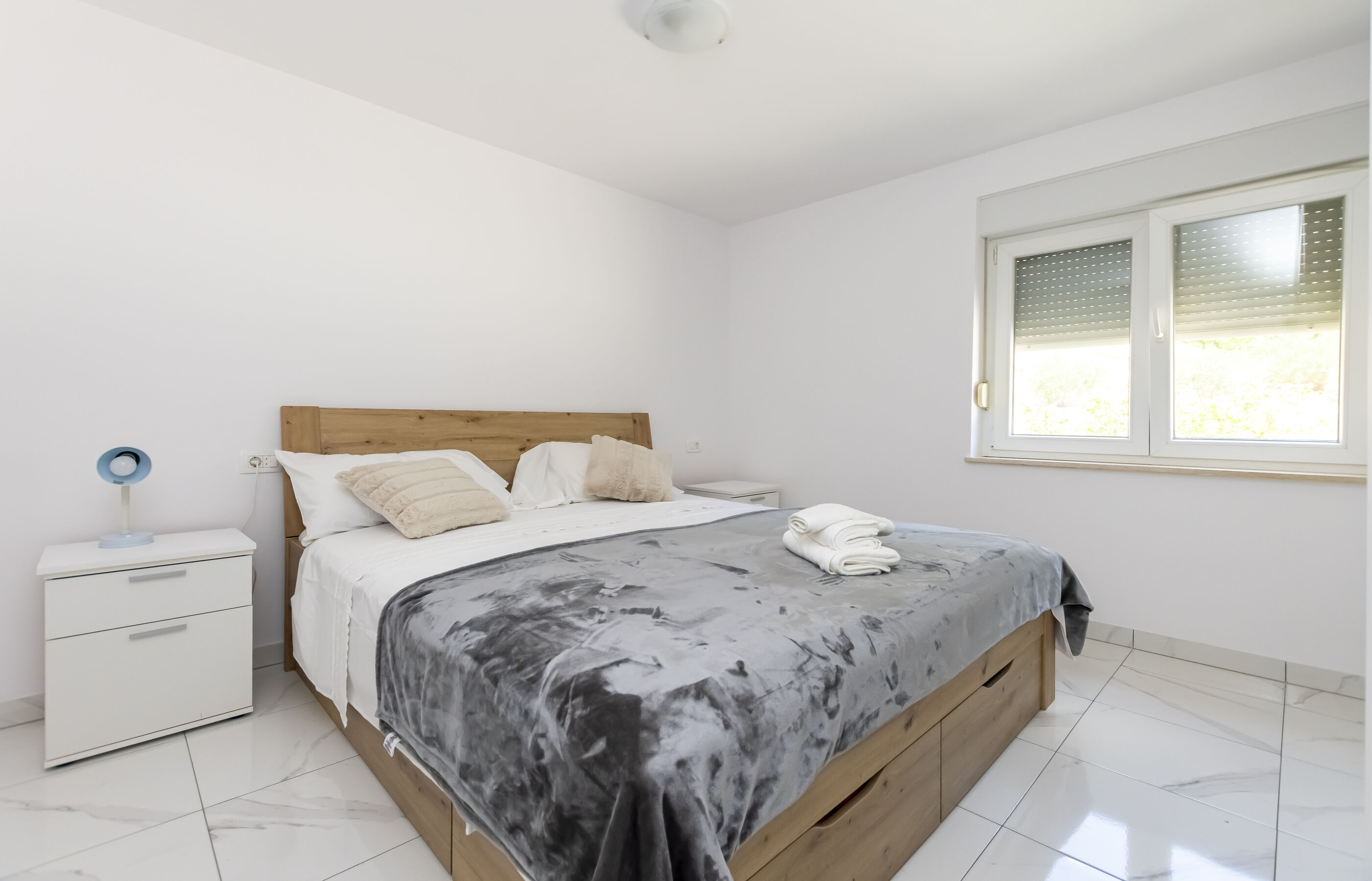 Apartments Peaceful Place 96011-A2
