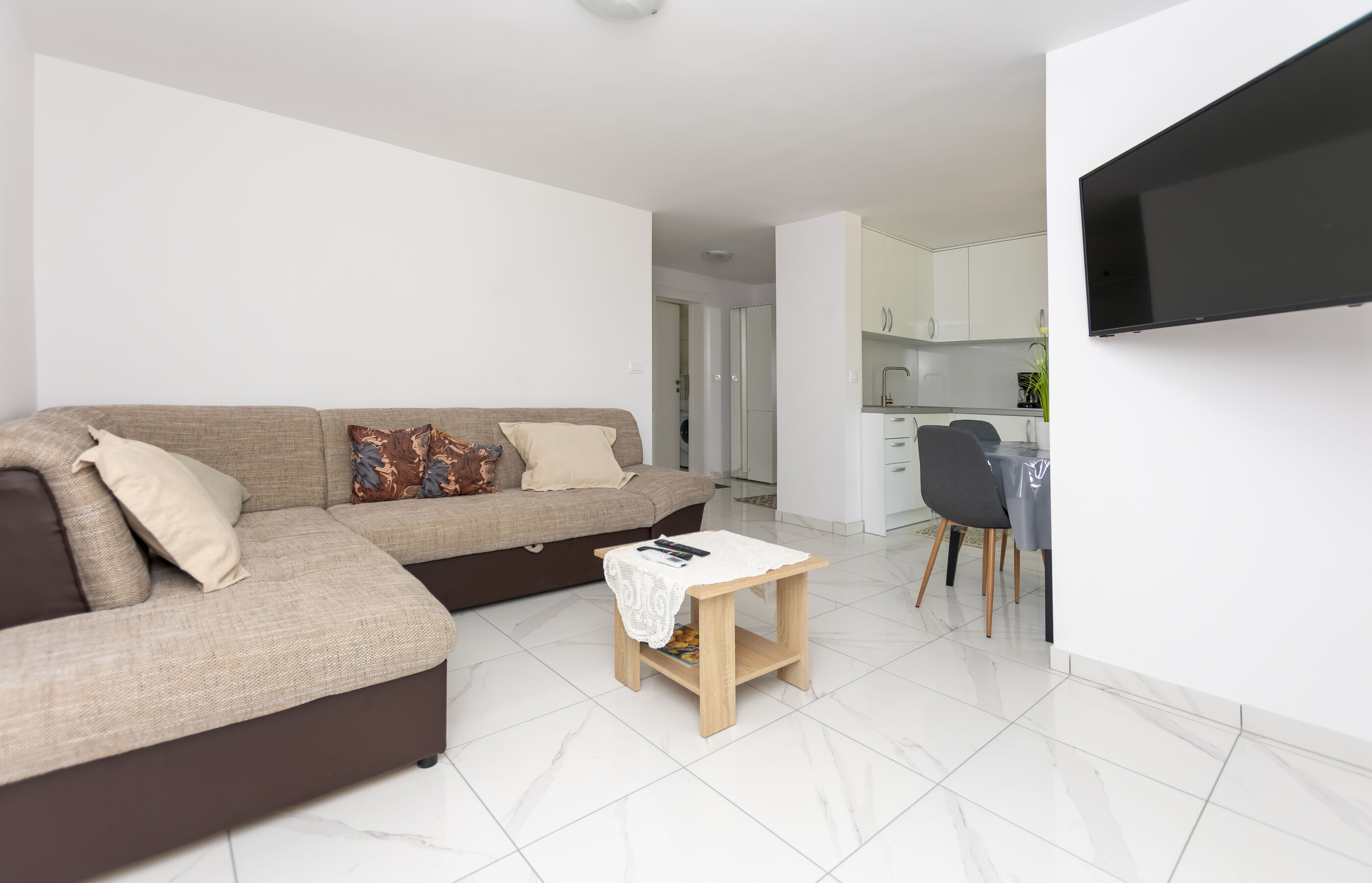 Apartments Peaceful Place 96011-A2