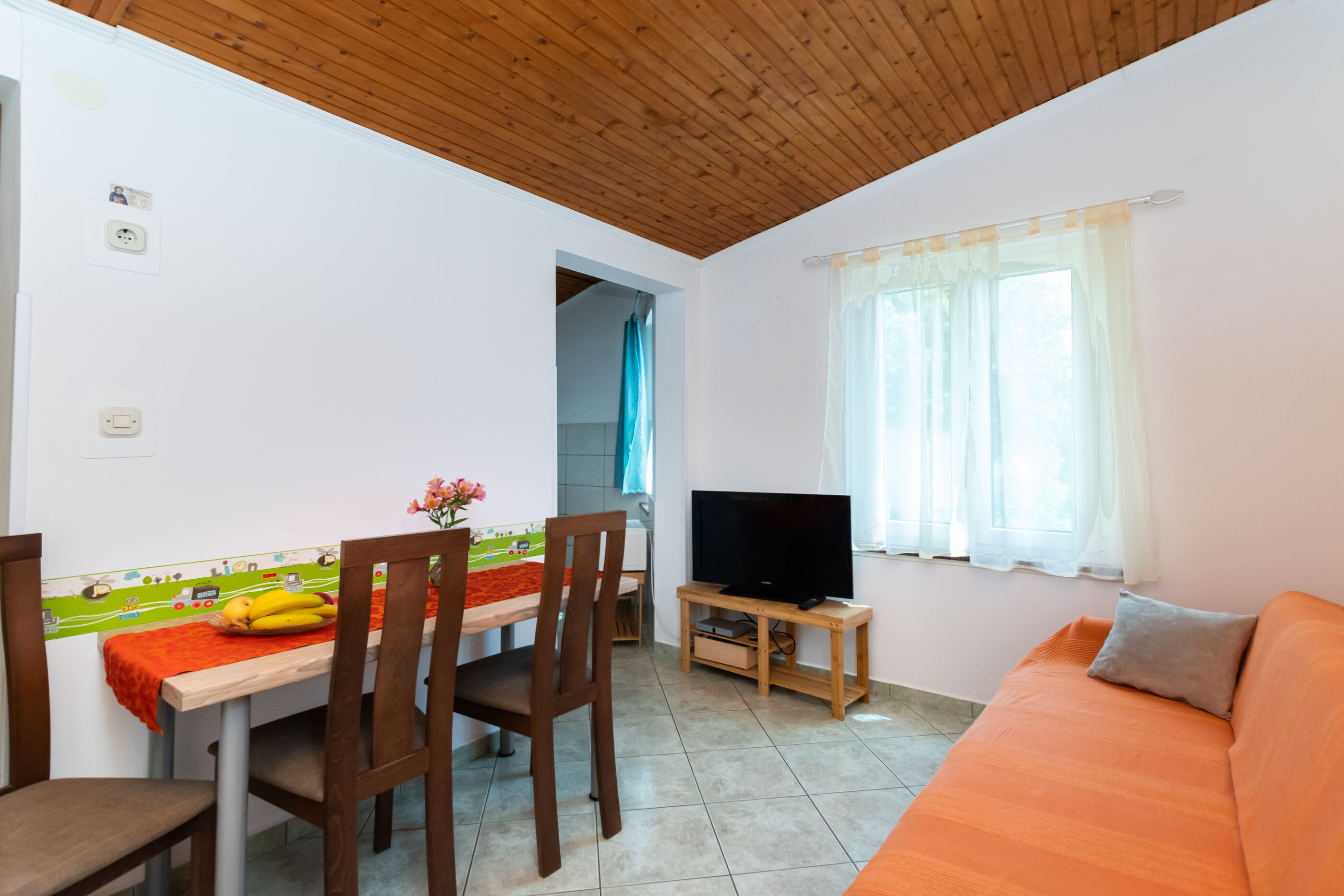 Apartments Luci 94107-A2