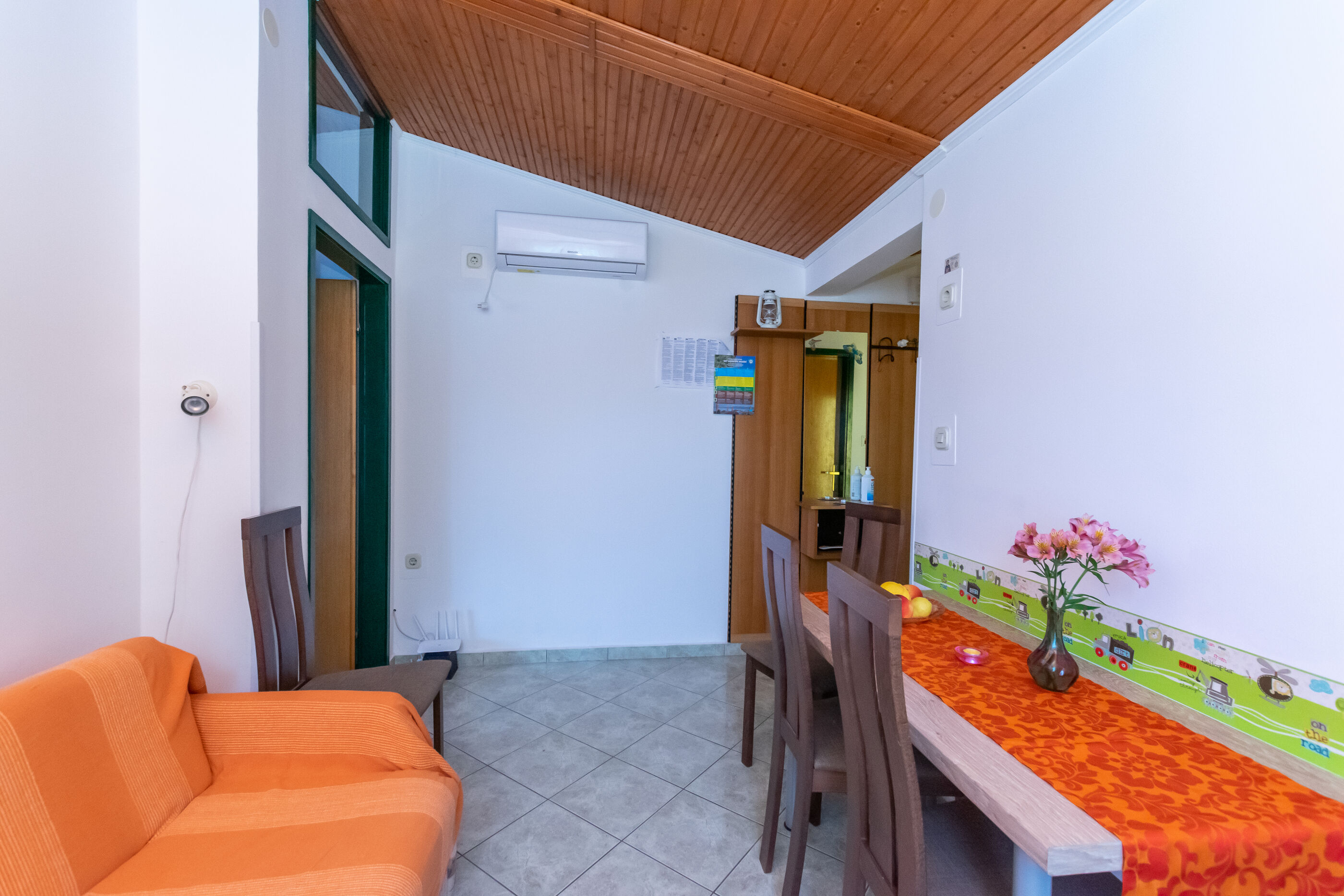 Apartments Luci 94107-A2