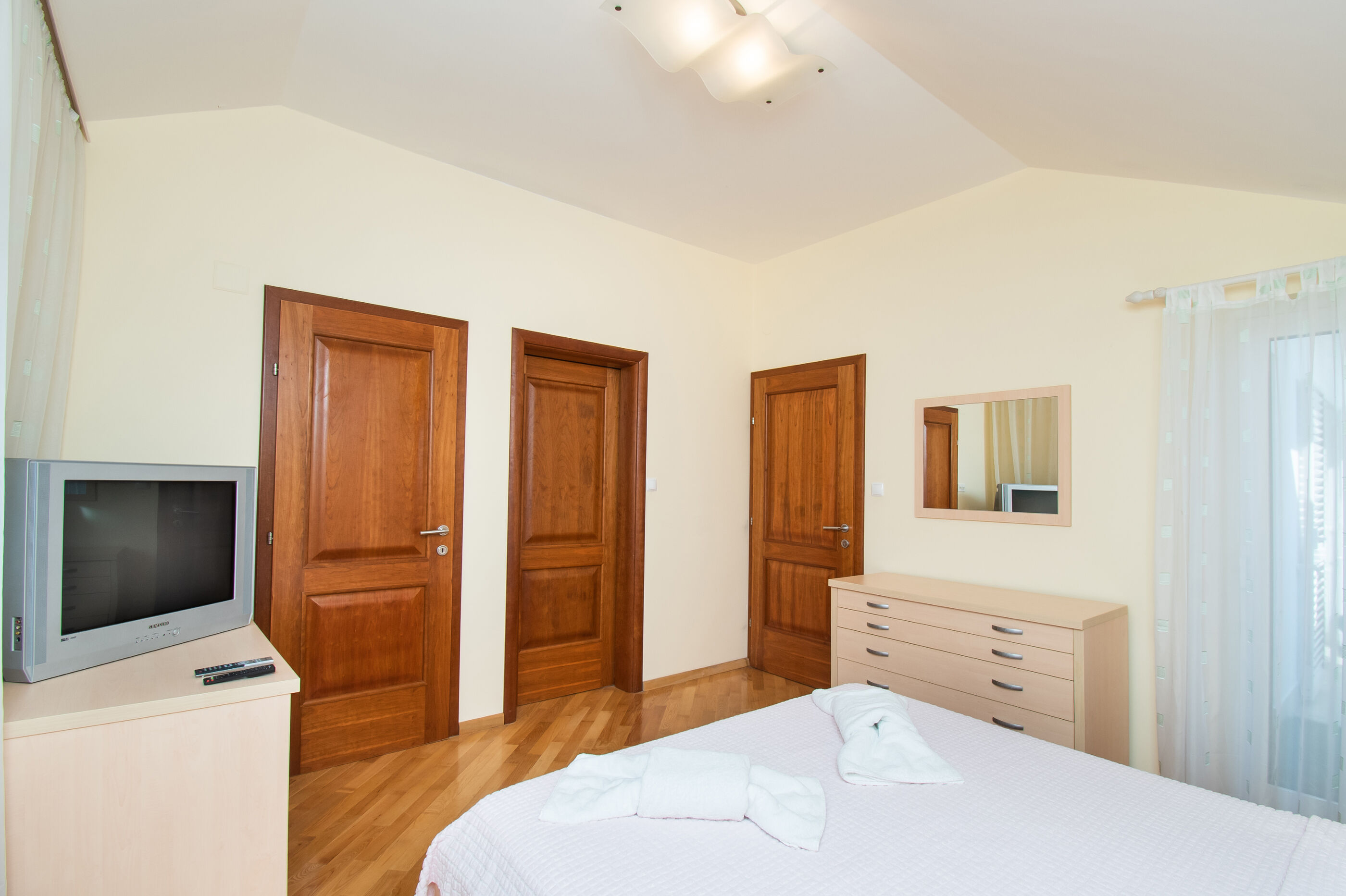 Apartment Villa Zlatna 96131-A1