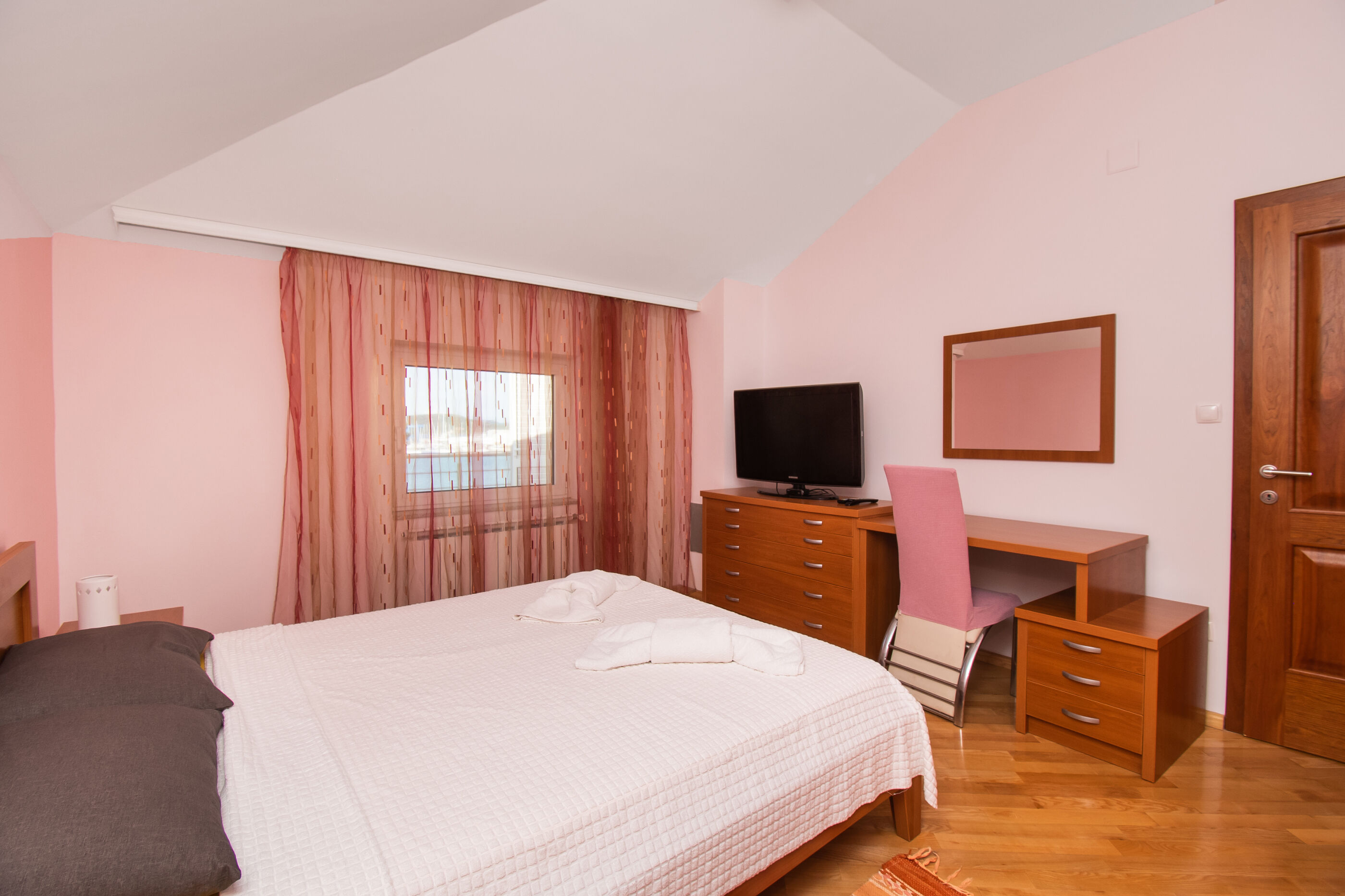 Apartment Villa Zlatna 96131-A1