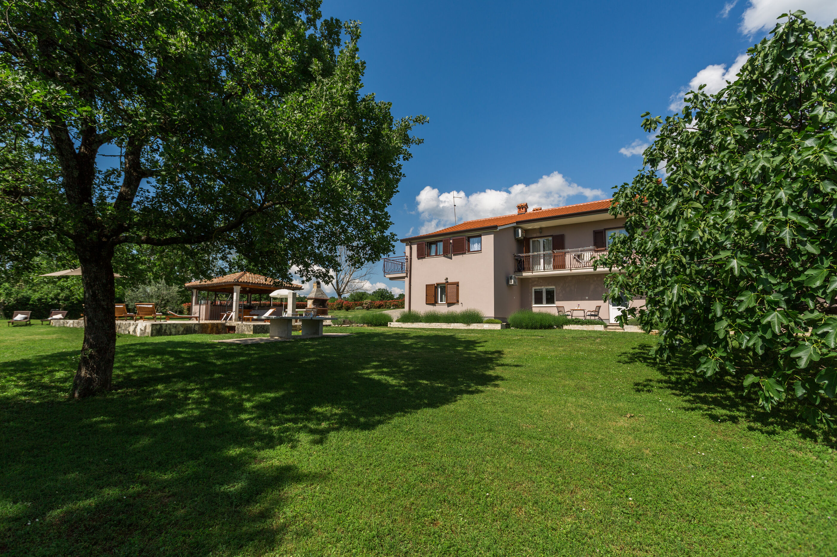 Photo of House Morena s bazenom