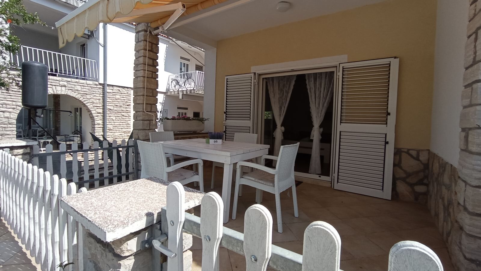 Apartments Tiho 63651-A1