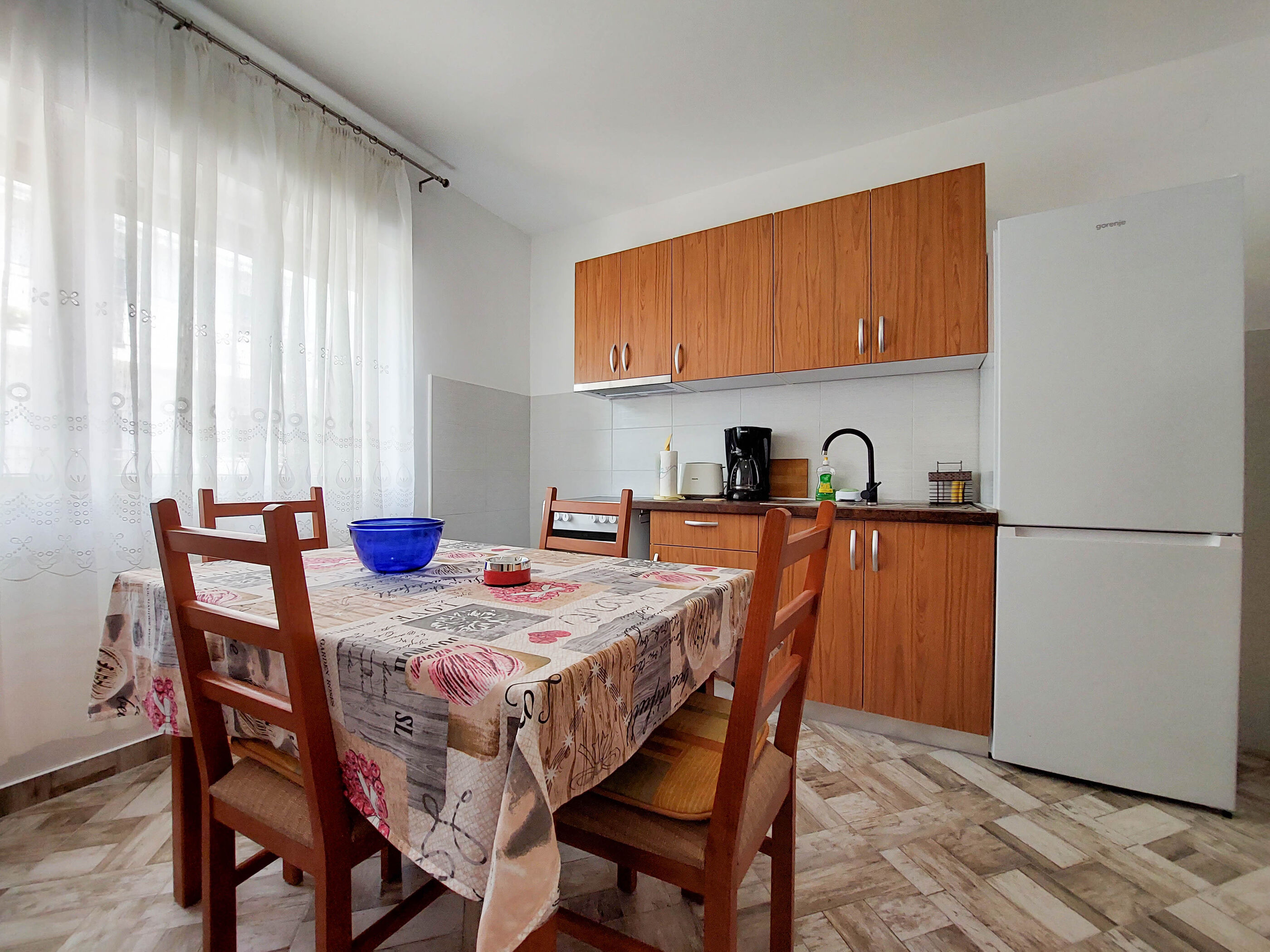 Apartment Viktor 96021-A1