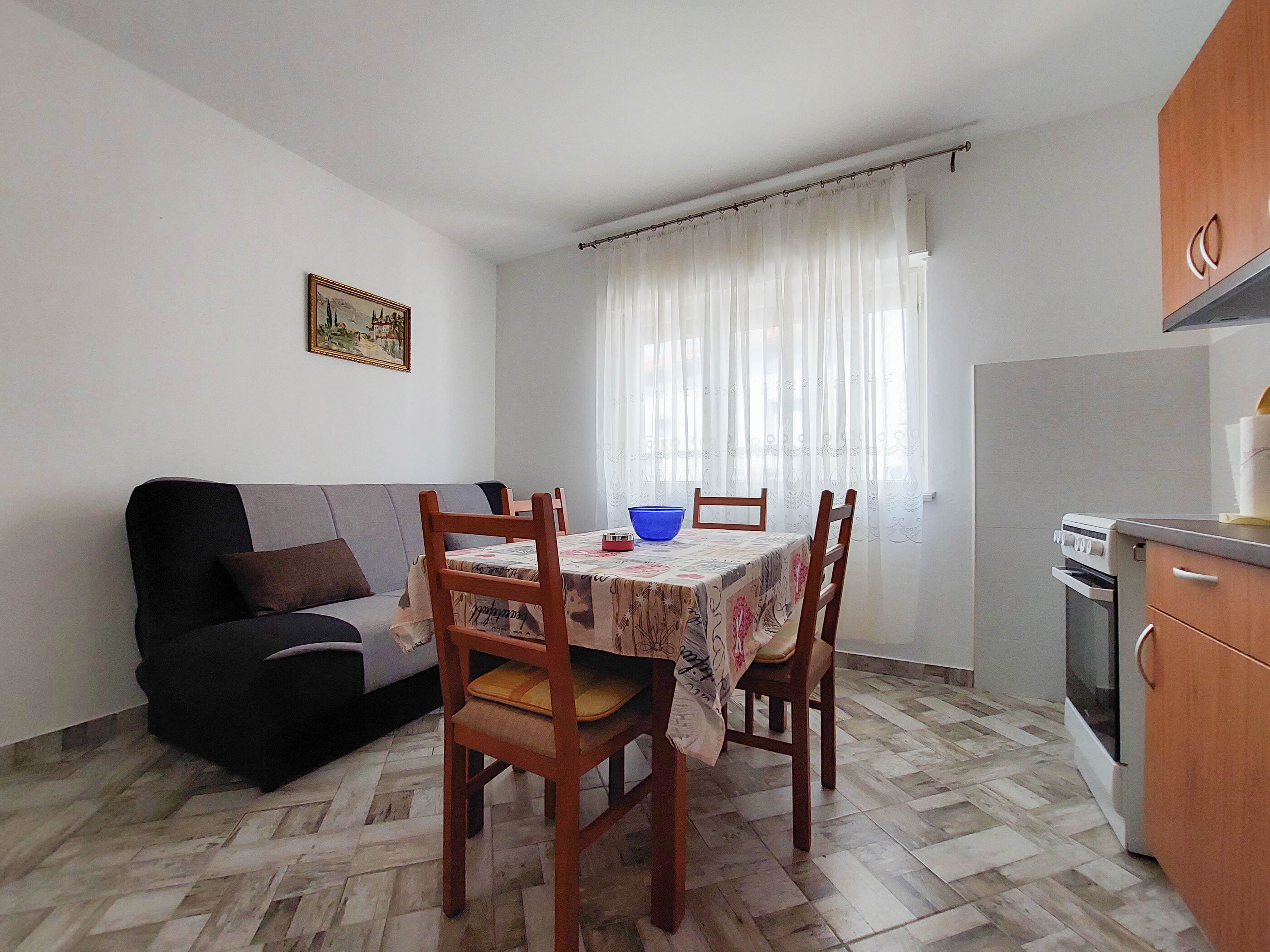 Apartment Viktor 96021-A1