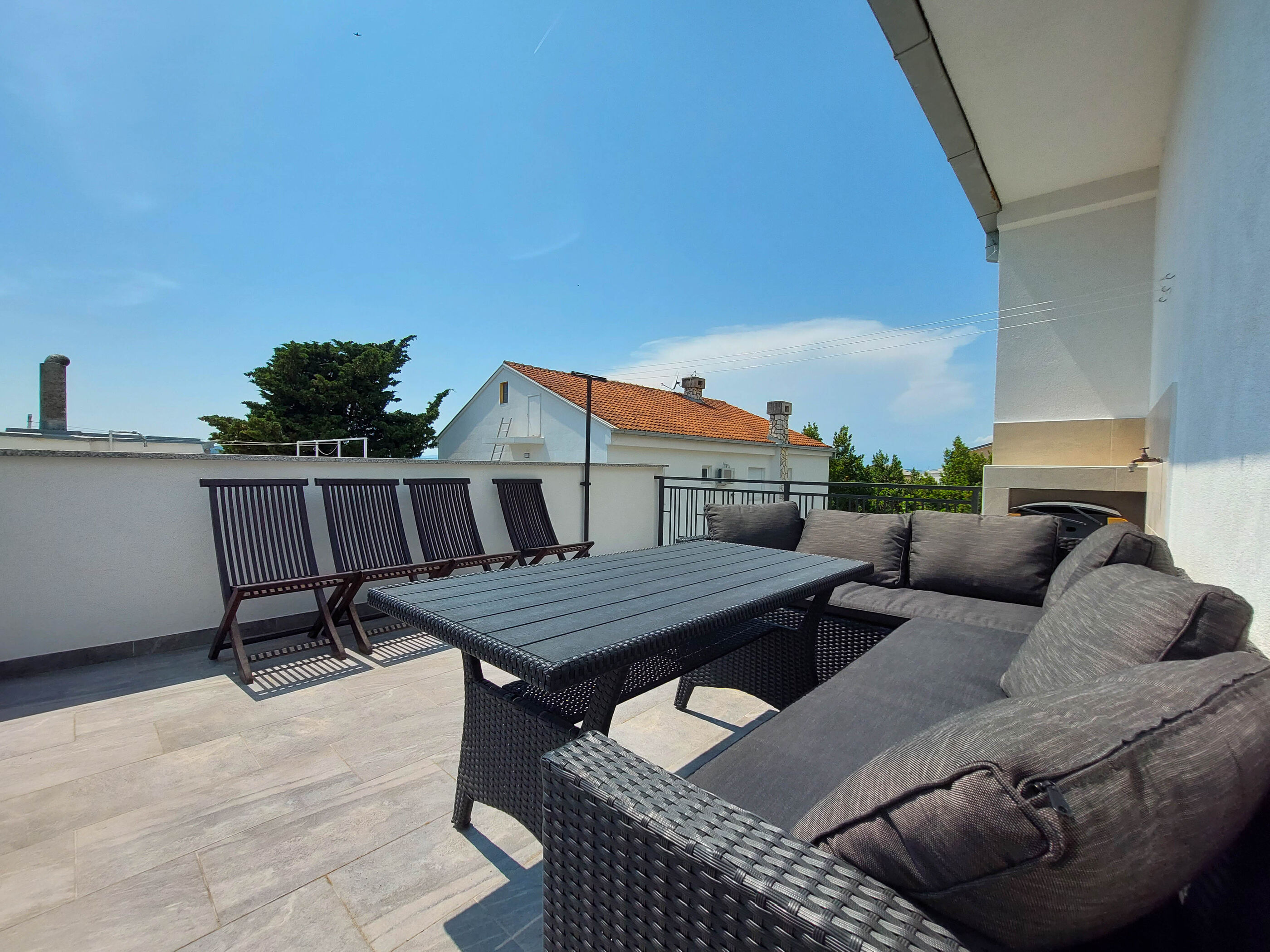 Apartment Viktor 96021-A1