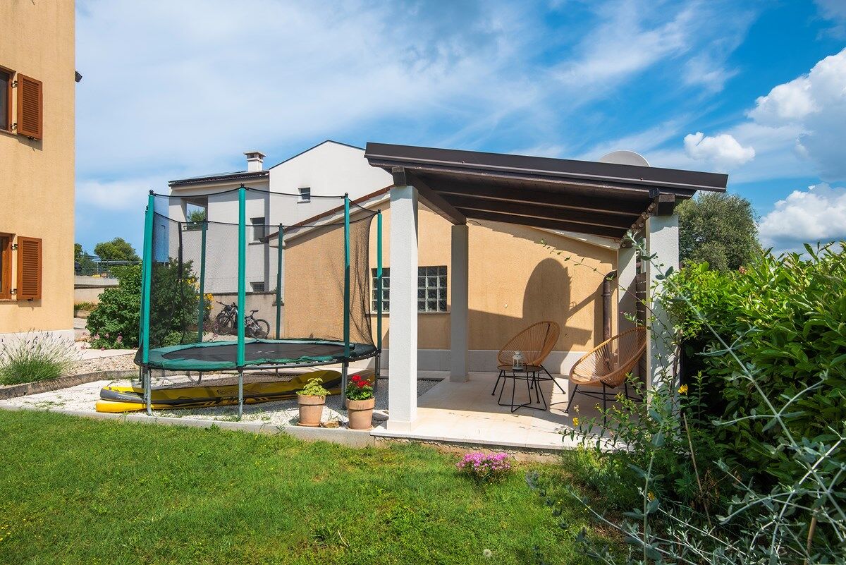 Apartment House Vinkuran 74271-A1