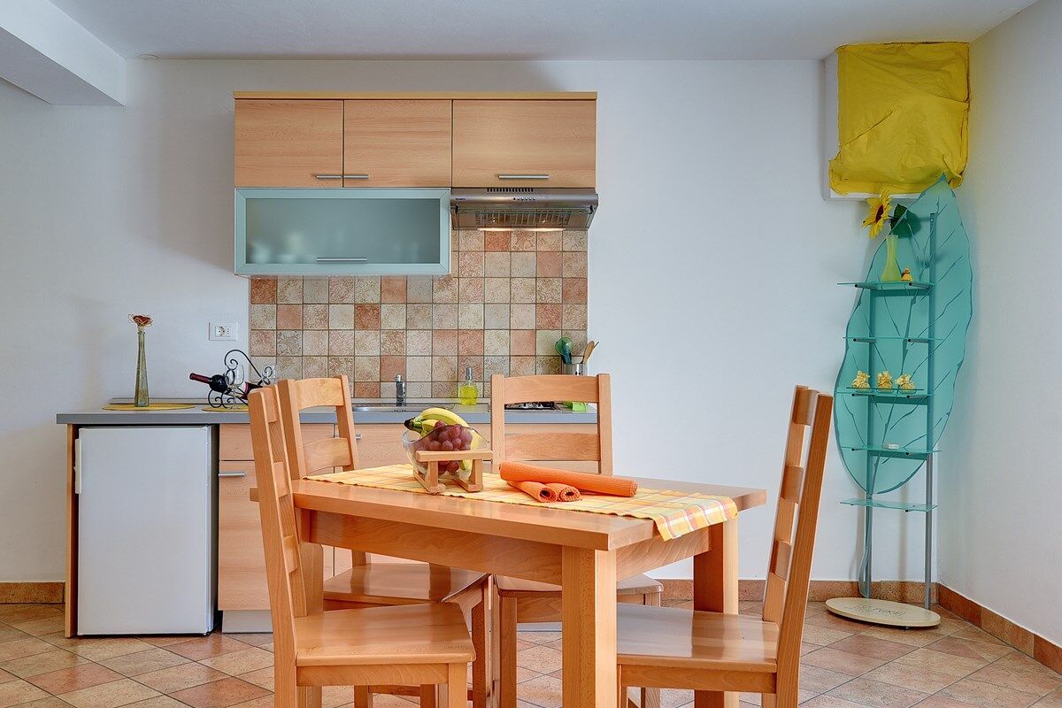 Apartment House Vinkuran 74271-A3