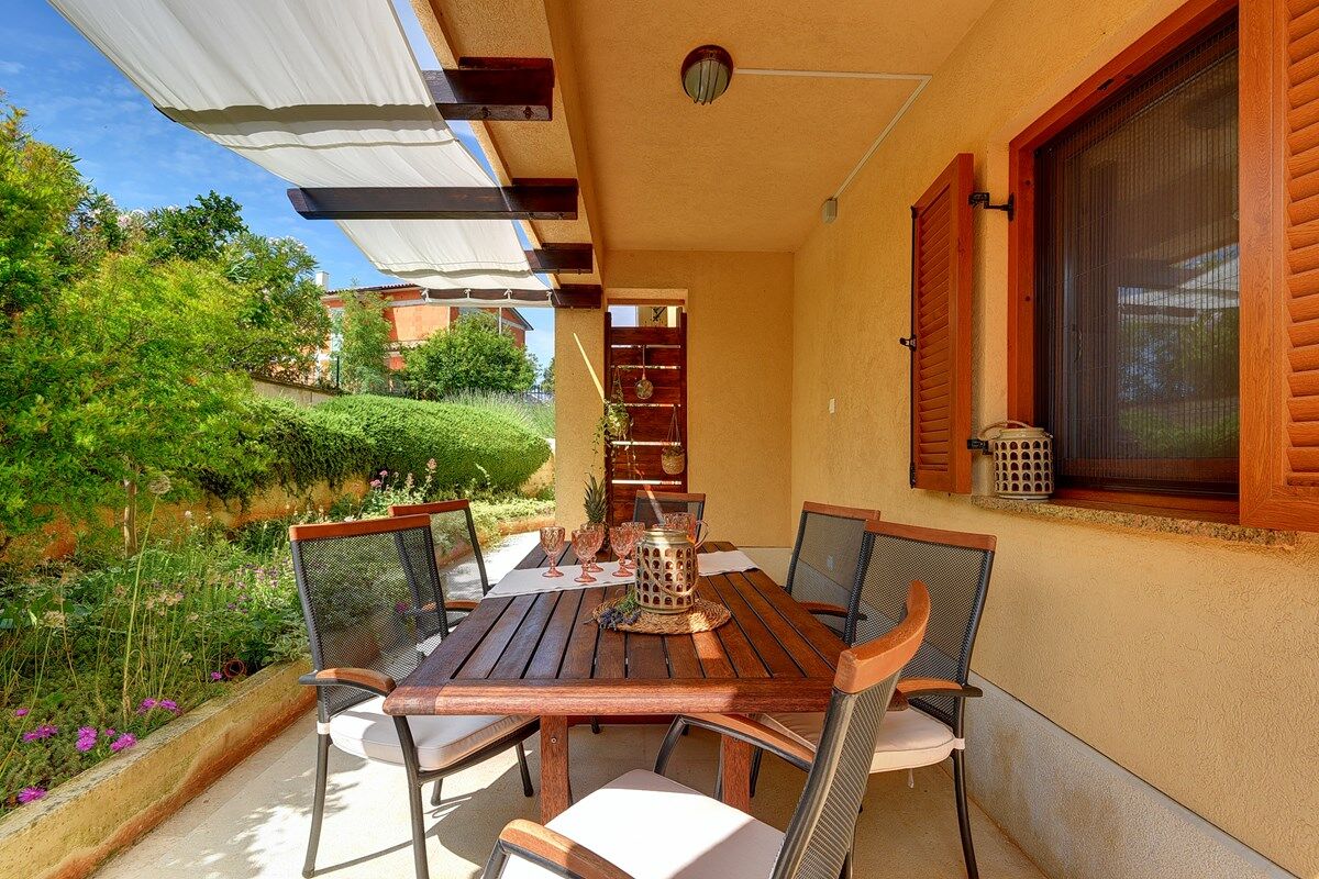 Apartment House Vinkuran 74271-A3