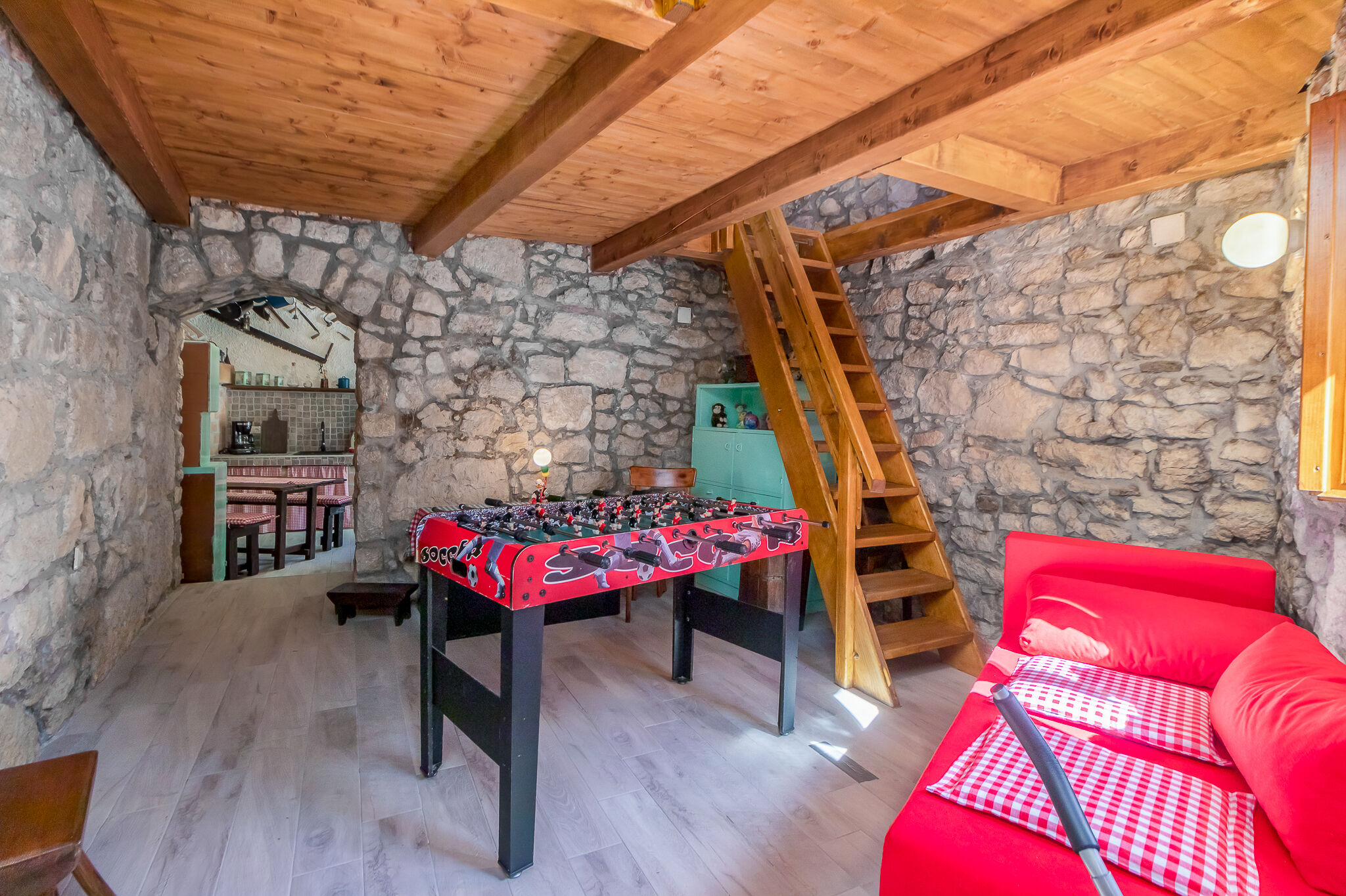 House Seka 96121-K1