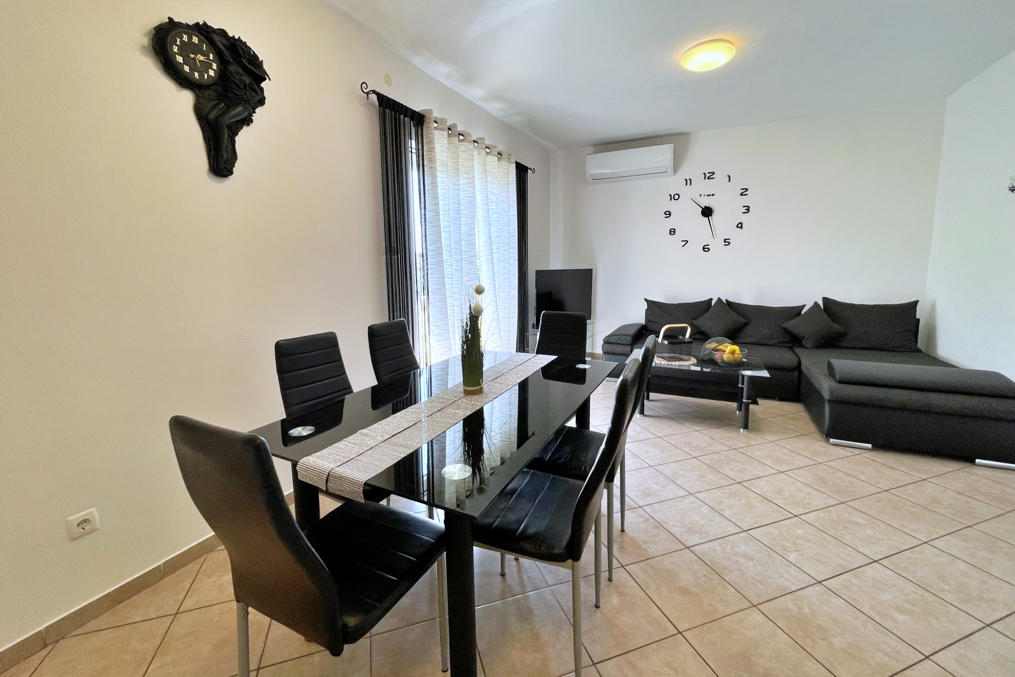 Apartments Top 69731-A1