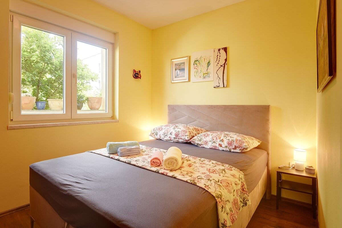 Apartment House Munida 74272-A1