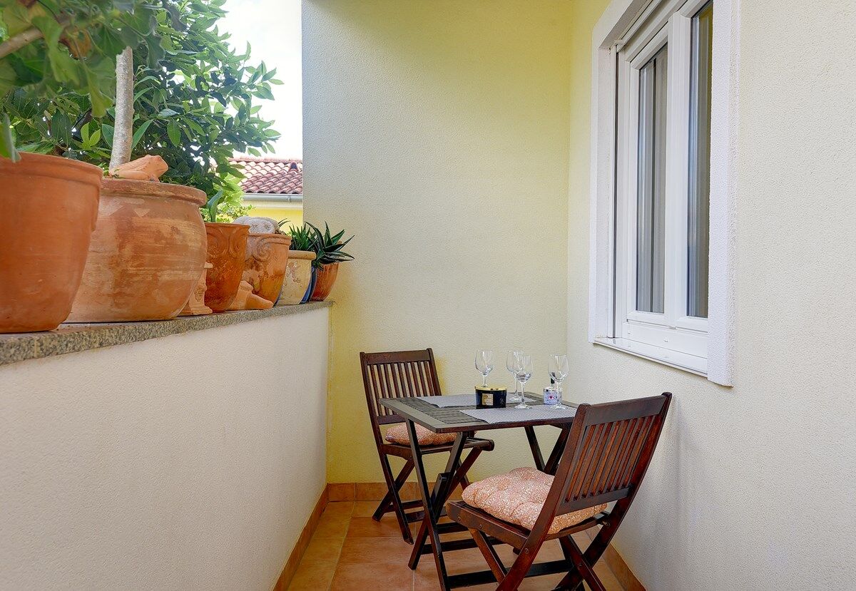Apartment House Munida 74272-A1