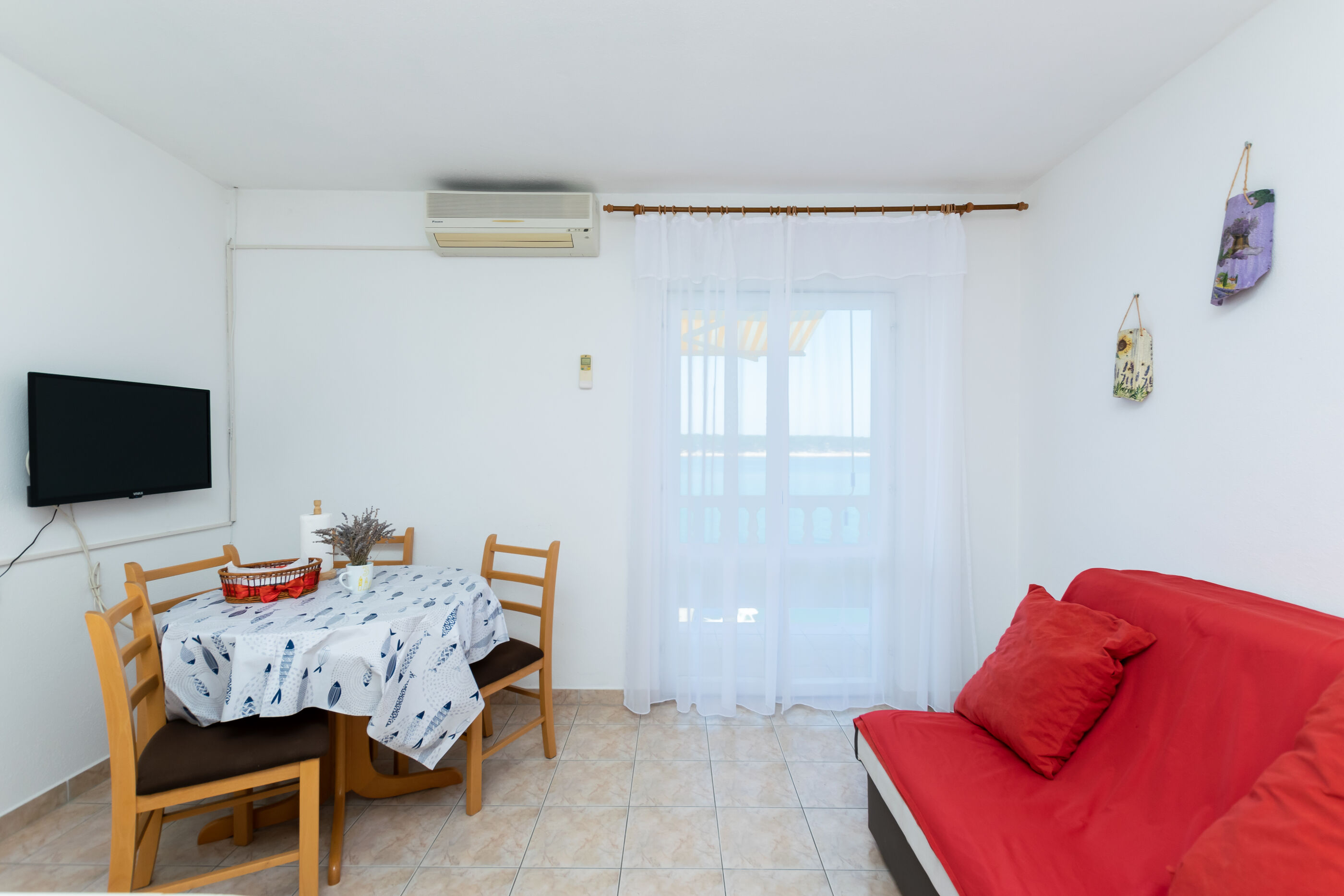 Apartments Biserka 94651-A3