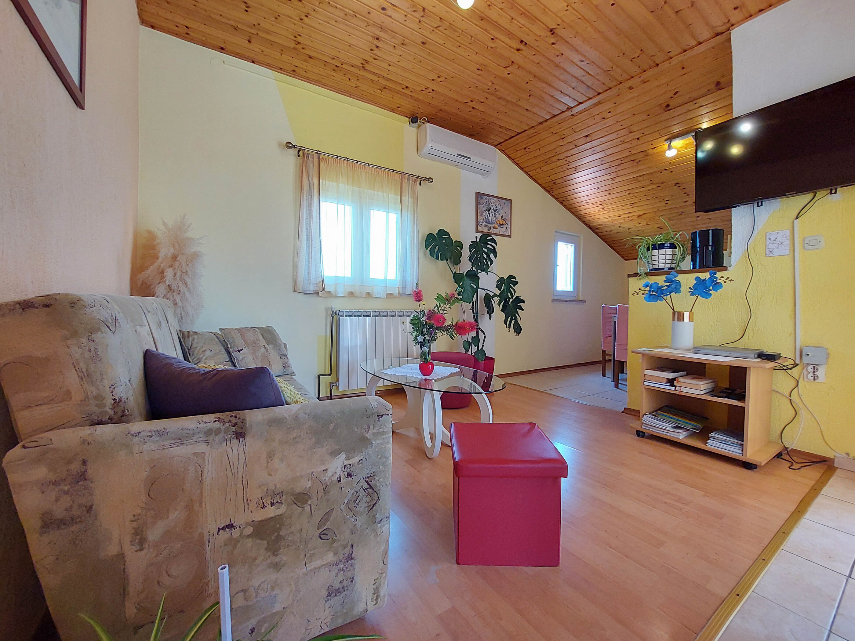 Apartments Marica 68491-A2