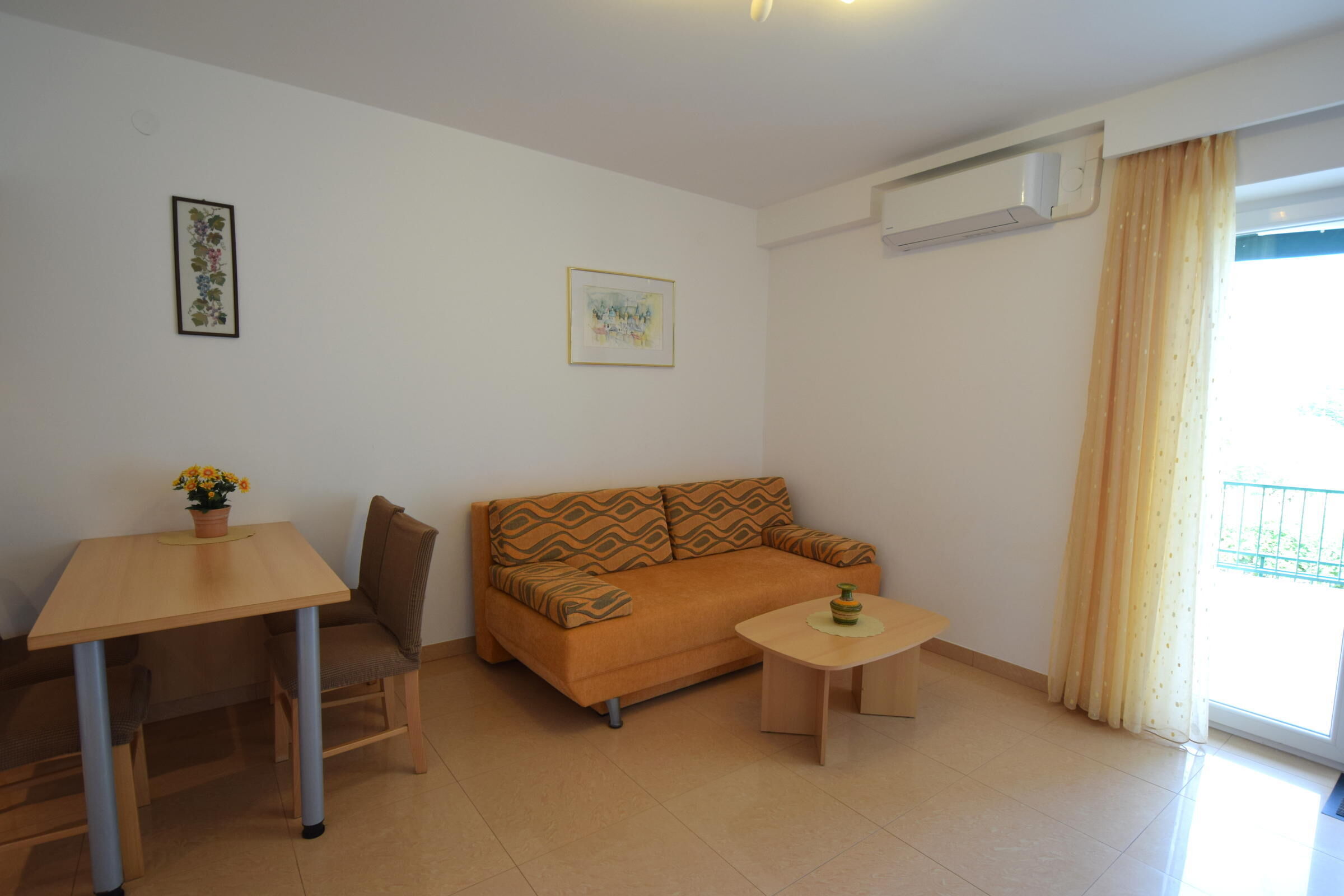 Apartments Rtic 62251-A2