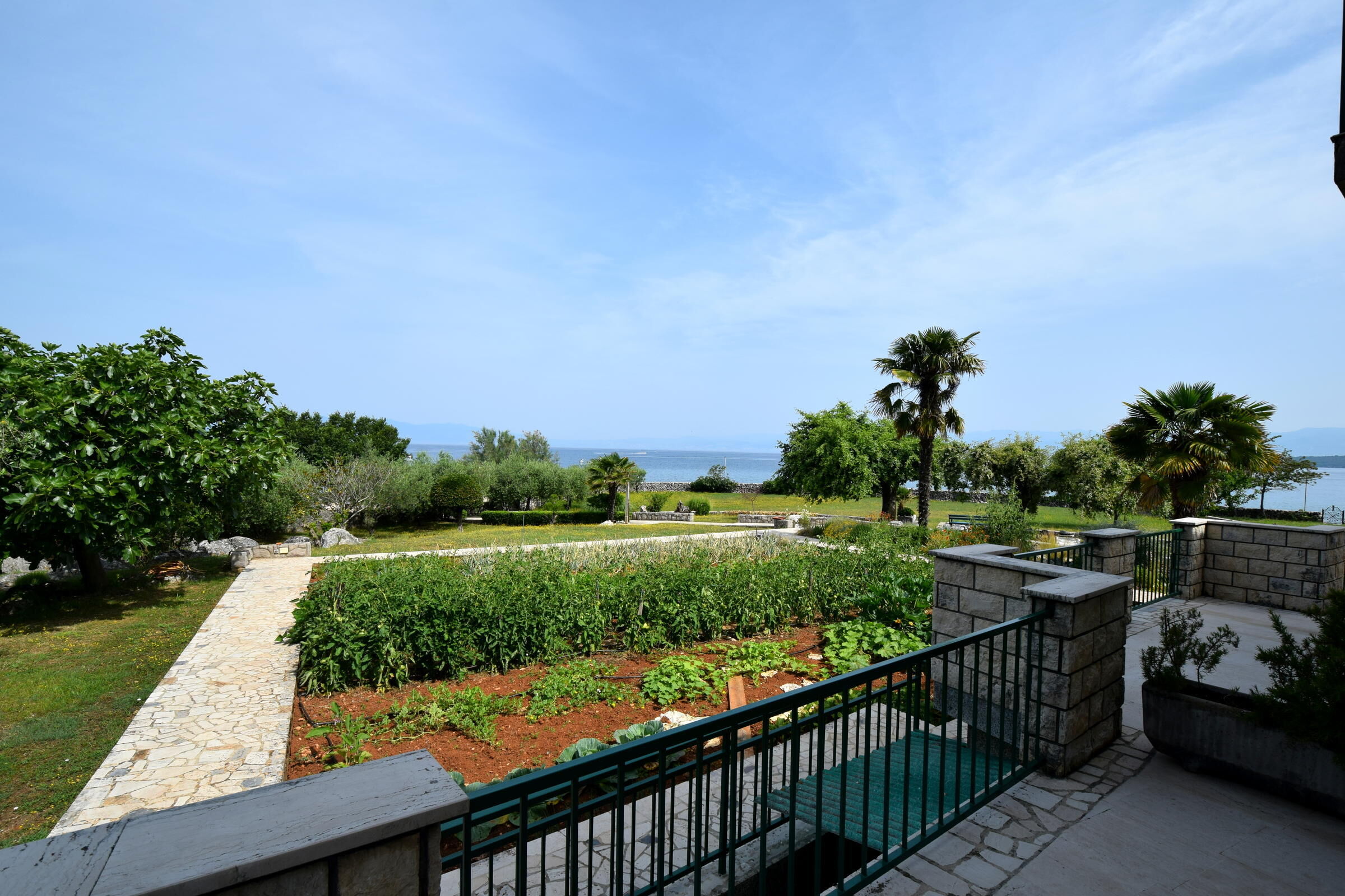 Apartments Rtic 62251-A2