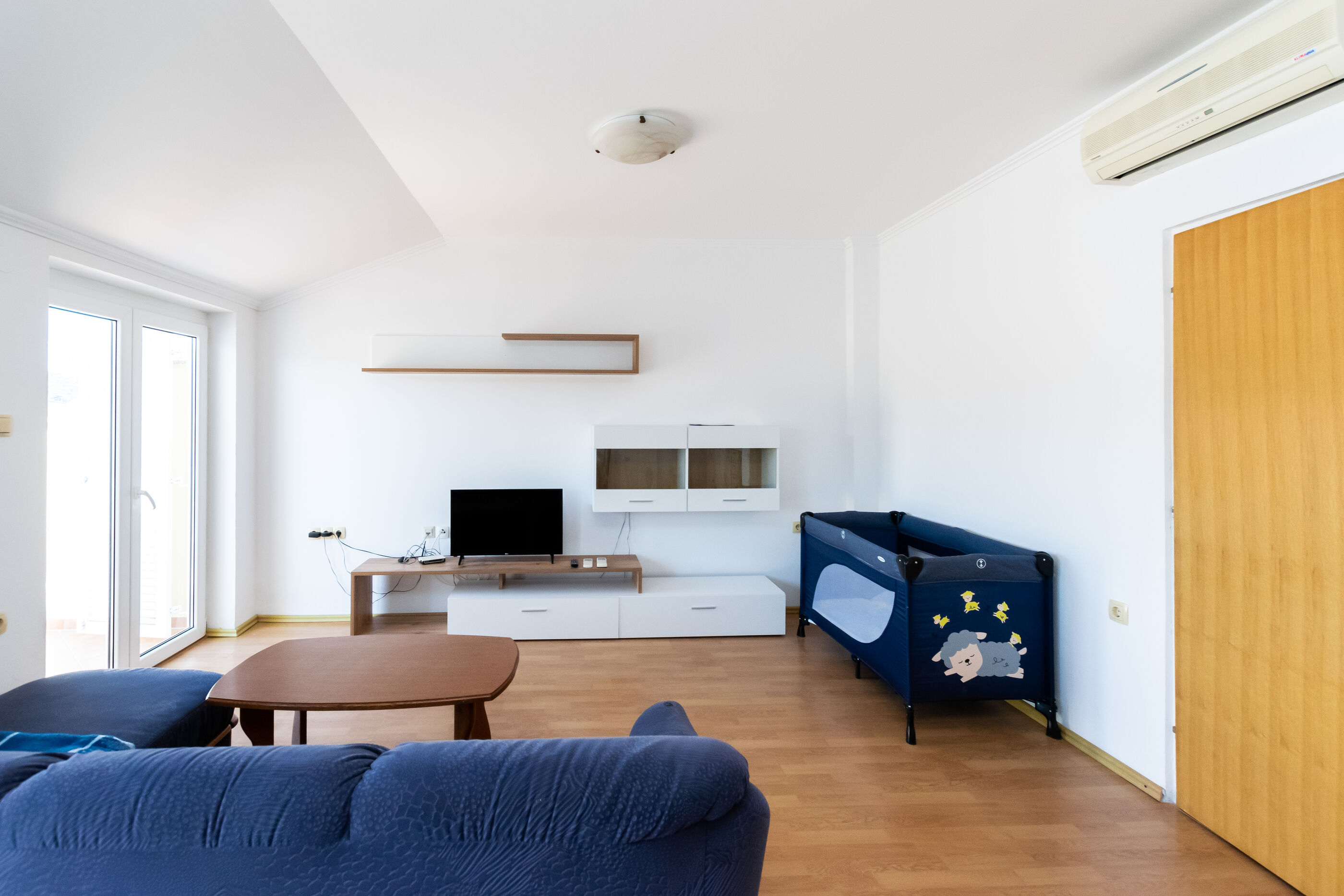 Apartments Apartmani Ivan i Marija 87450-A1
