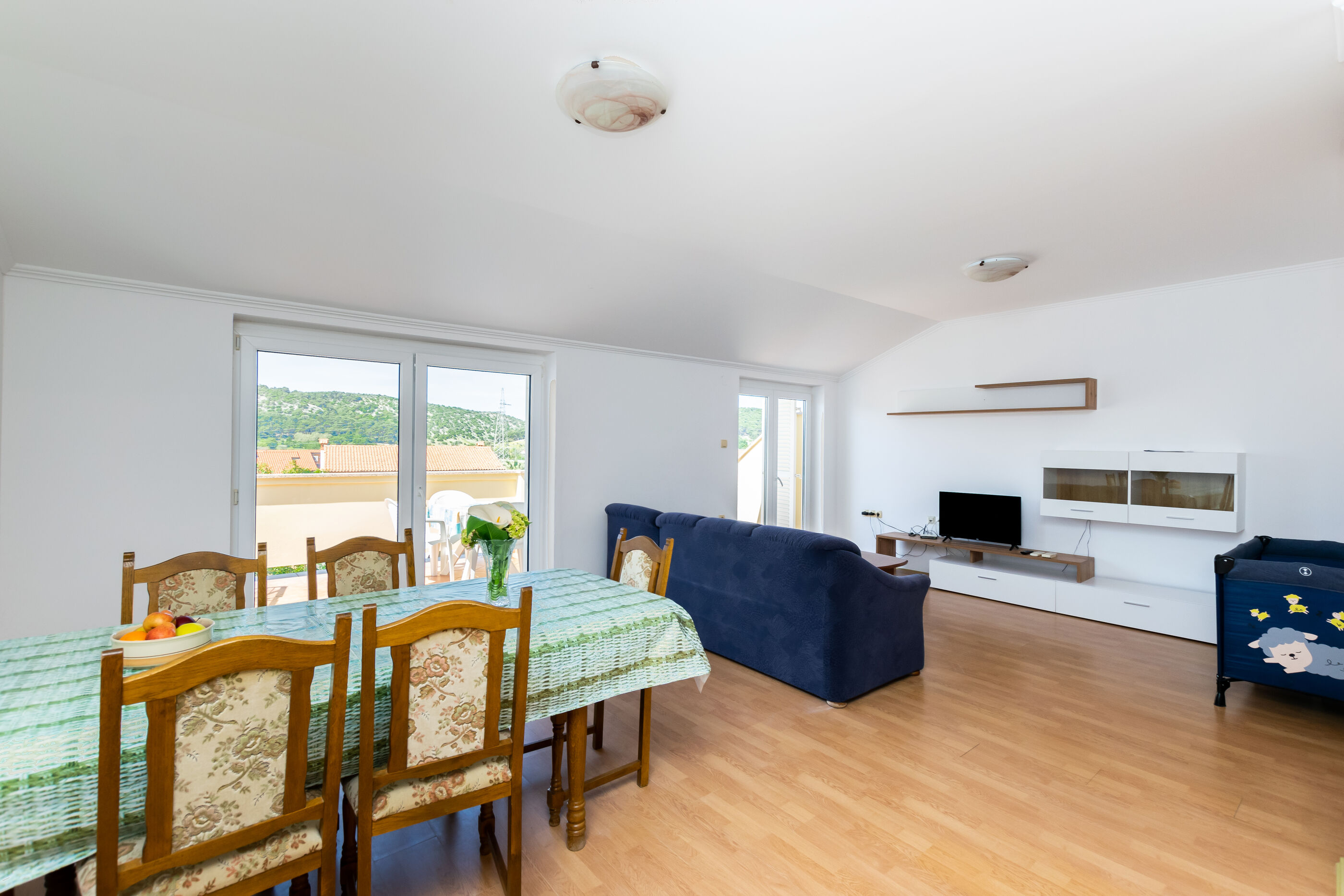Apartments Apartmani Ivan i Marija 87450-A1