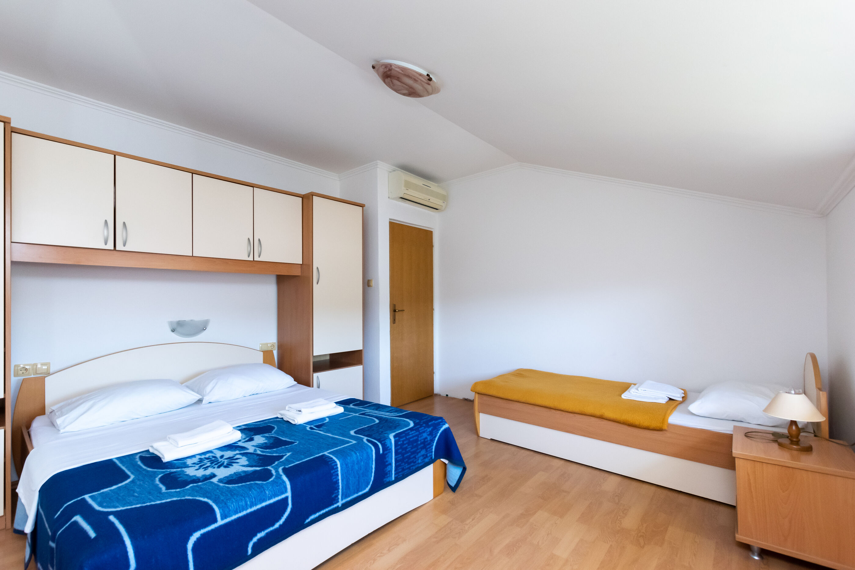 Apartments Apartmani Ivan i Marija 87450-A1