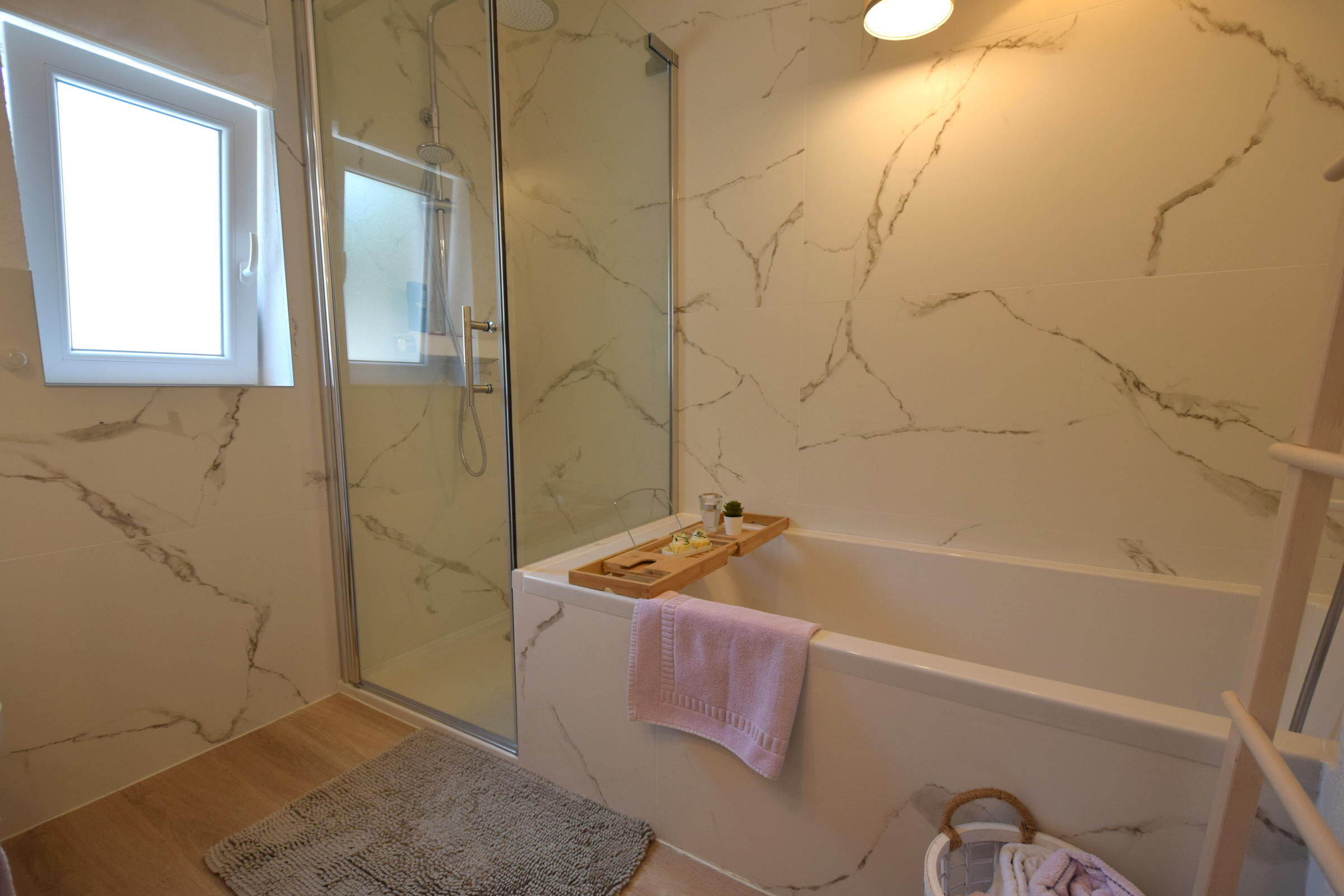 Apartments Wave 62253-A2