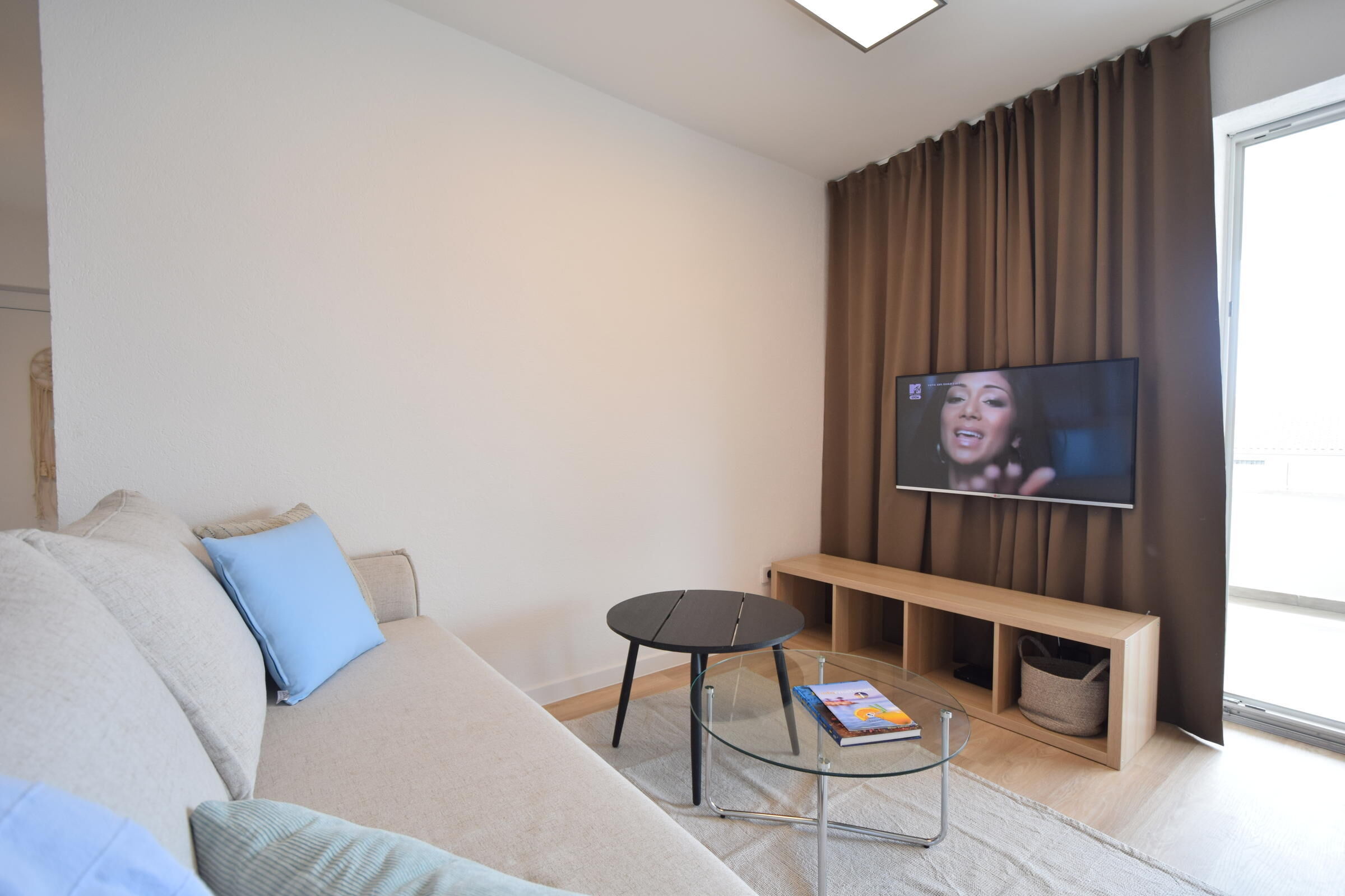 Apartments Wave 62253-A2