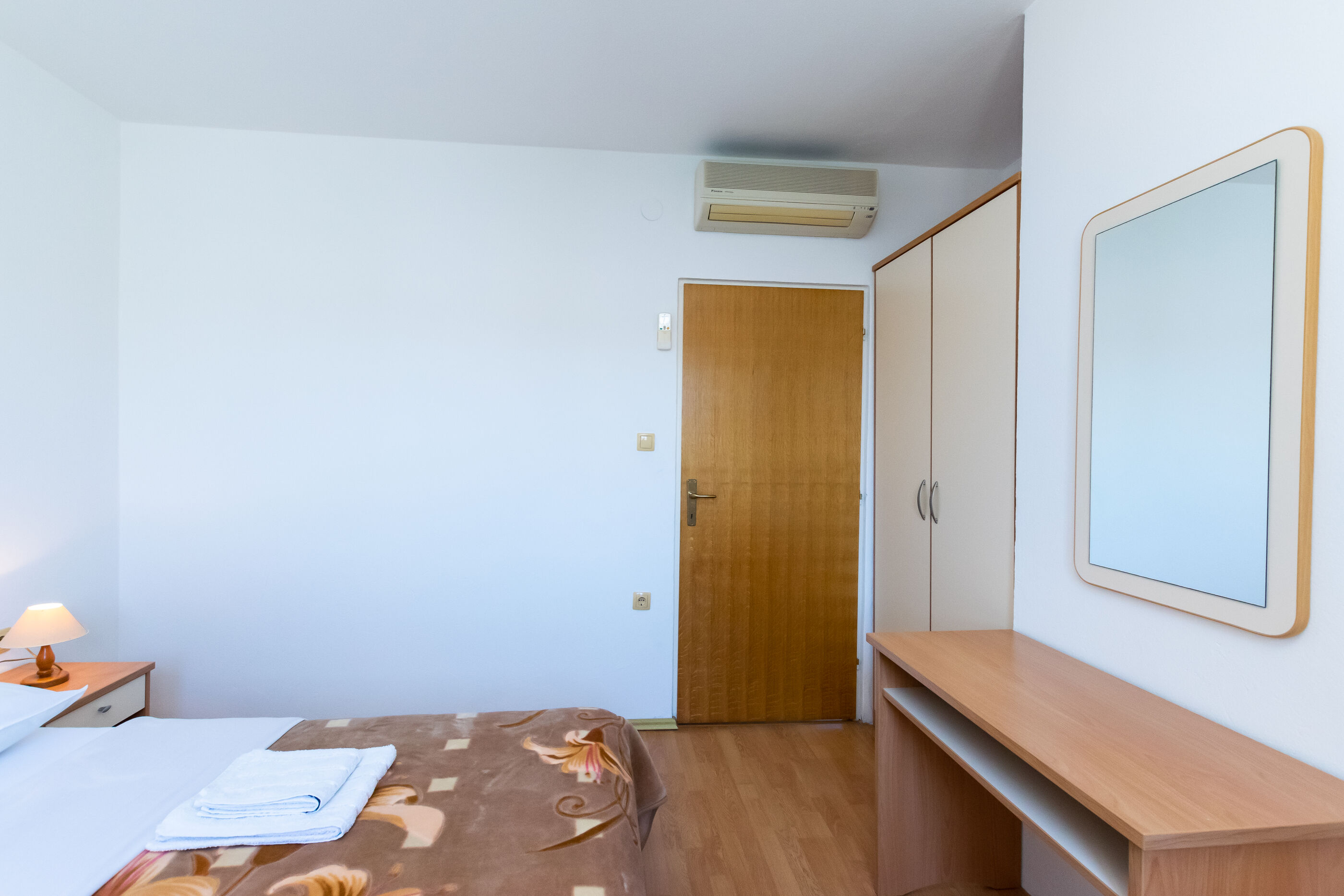 Apartments Apartmani Ivan i Marija 87450-A4