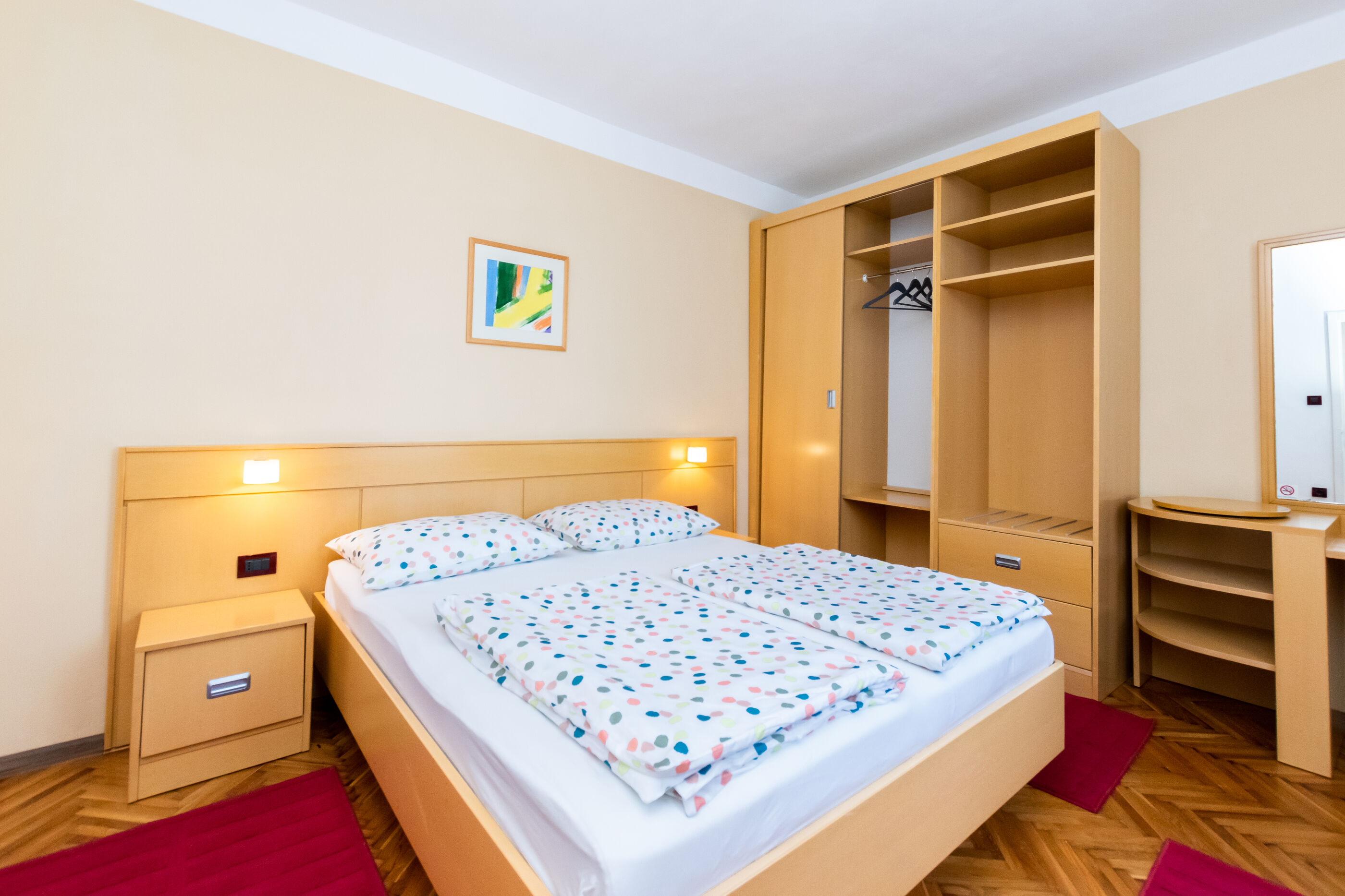 Apartments Angel 83531-A1