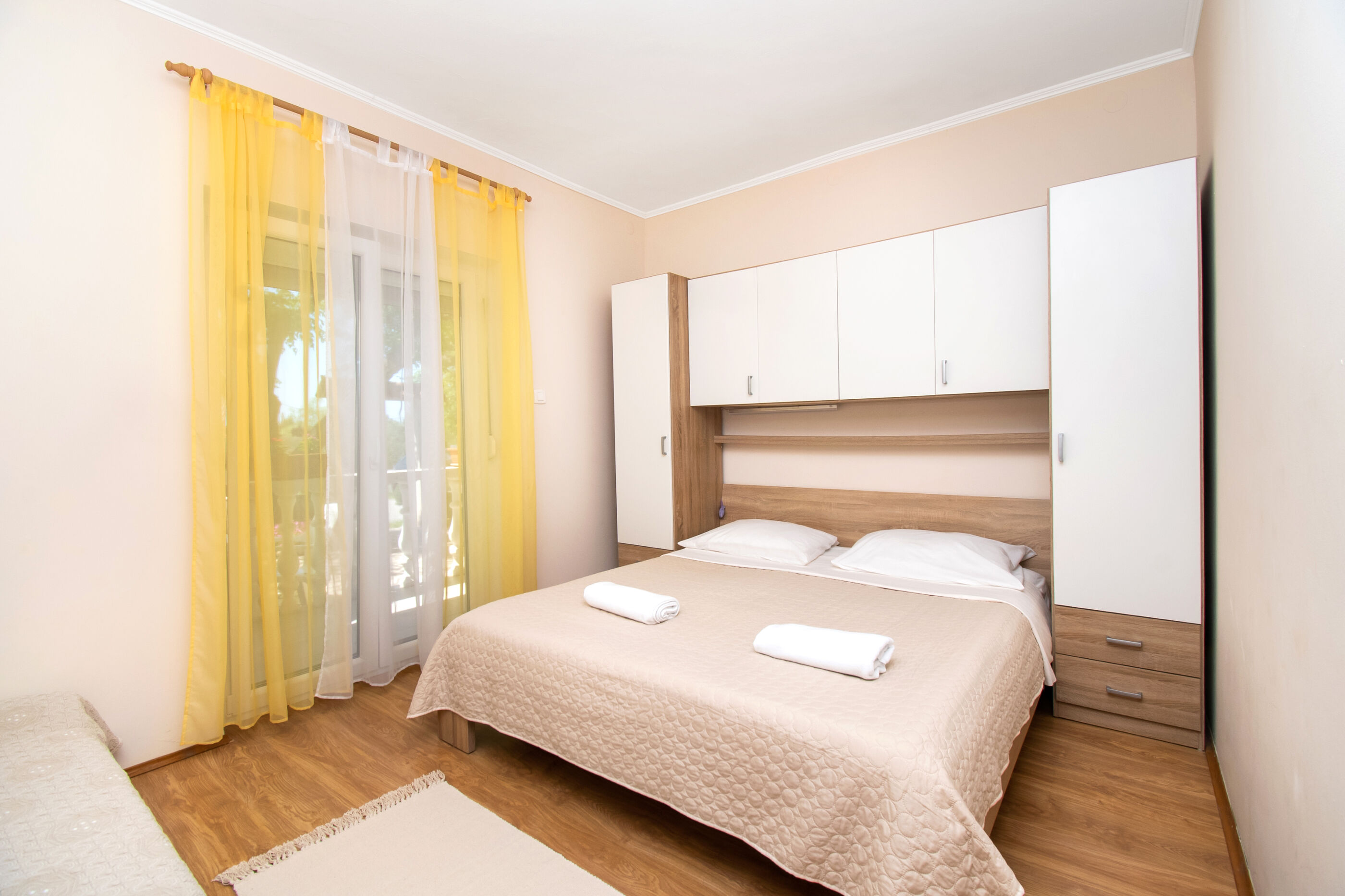Apartment Ivan Vrsi 54731-A1