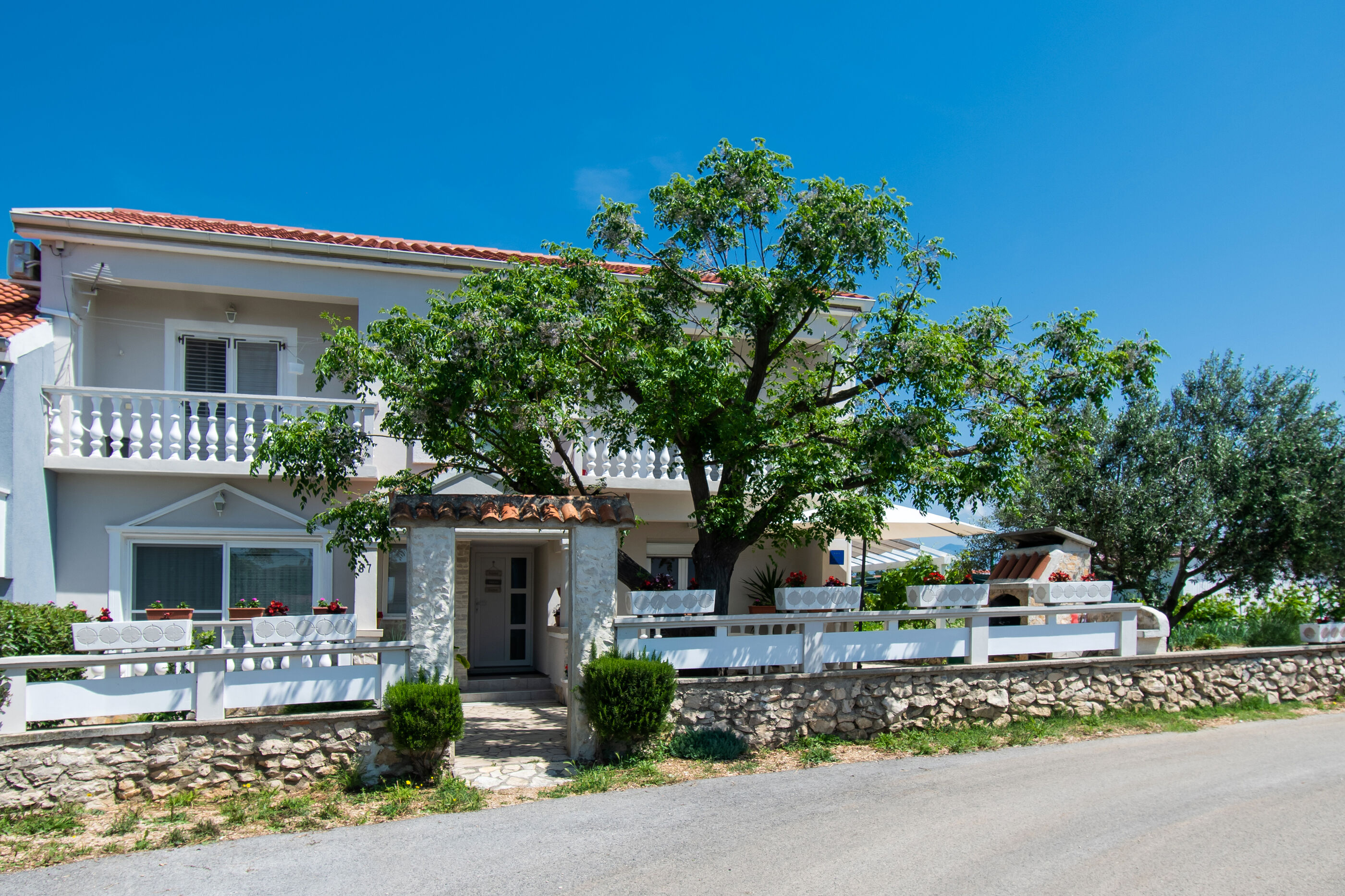 Apartment Ivan Vrsi 54731-A1