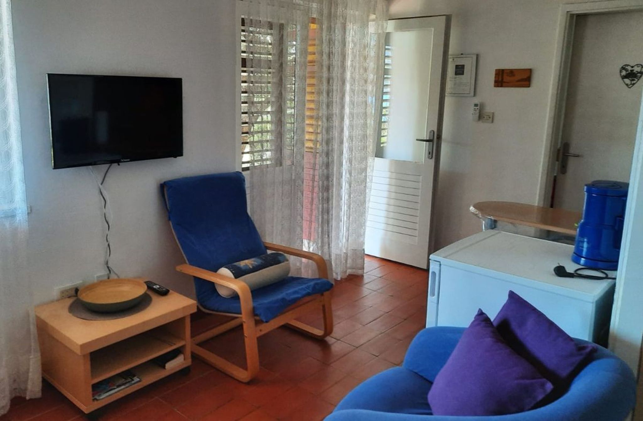 Apartments Mala kuća kraj mora 96141-A1
