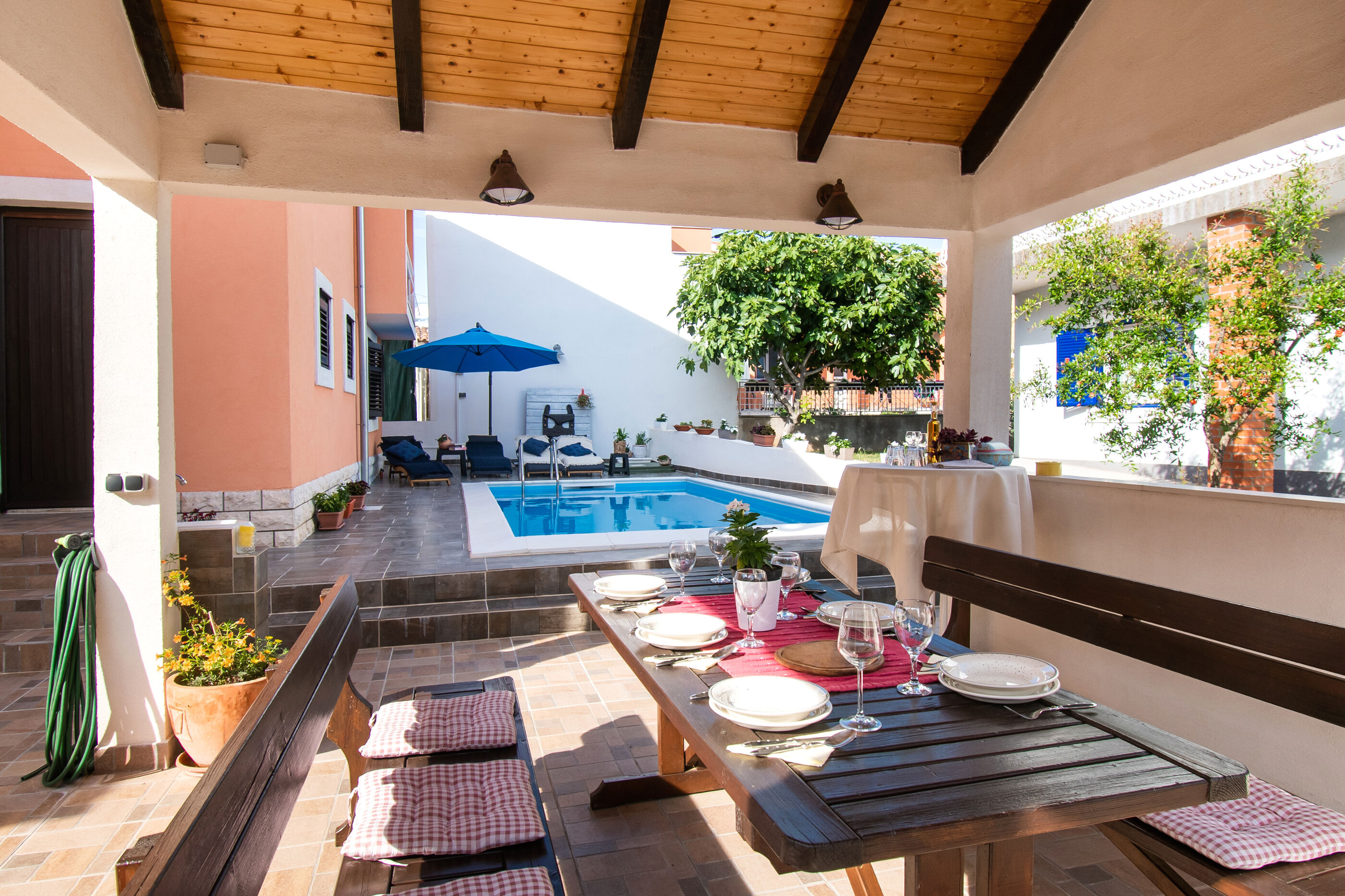 Apartments and Room Agiss with pool 83371-A2