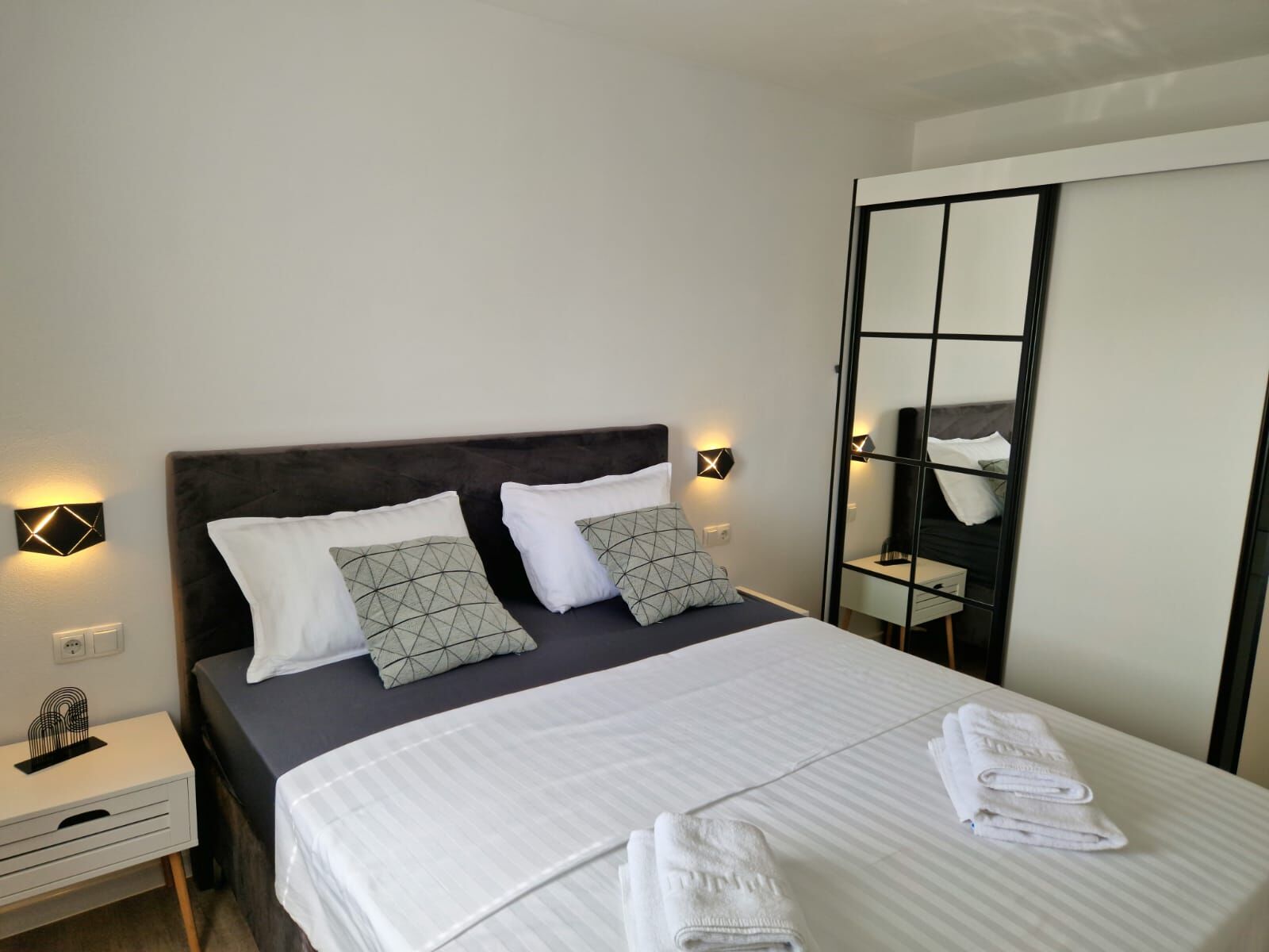 Apartment Tea 82201-A2