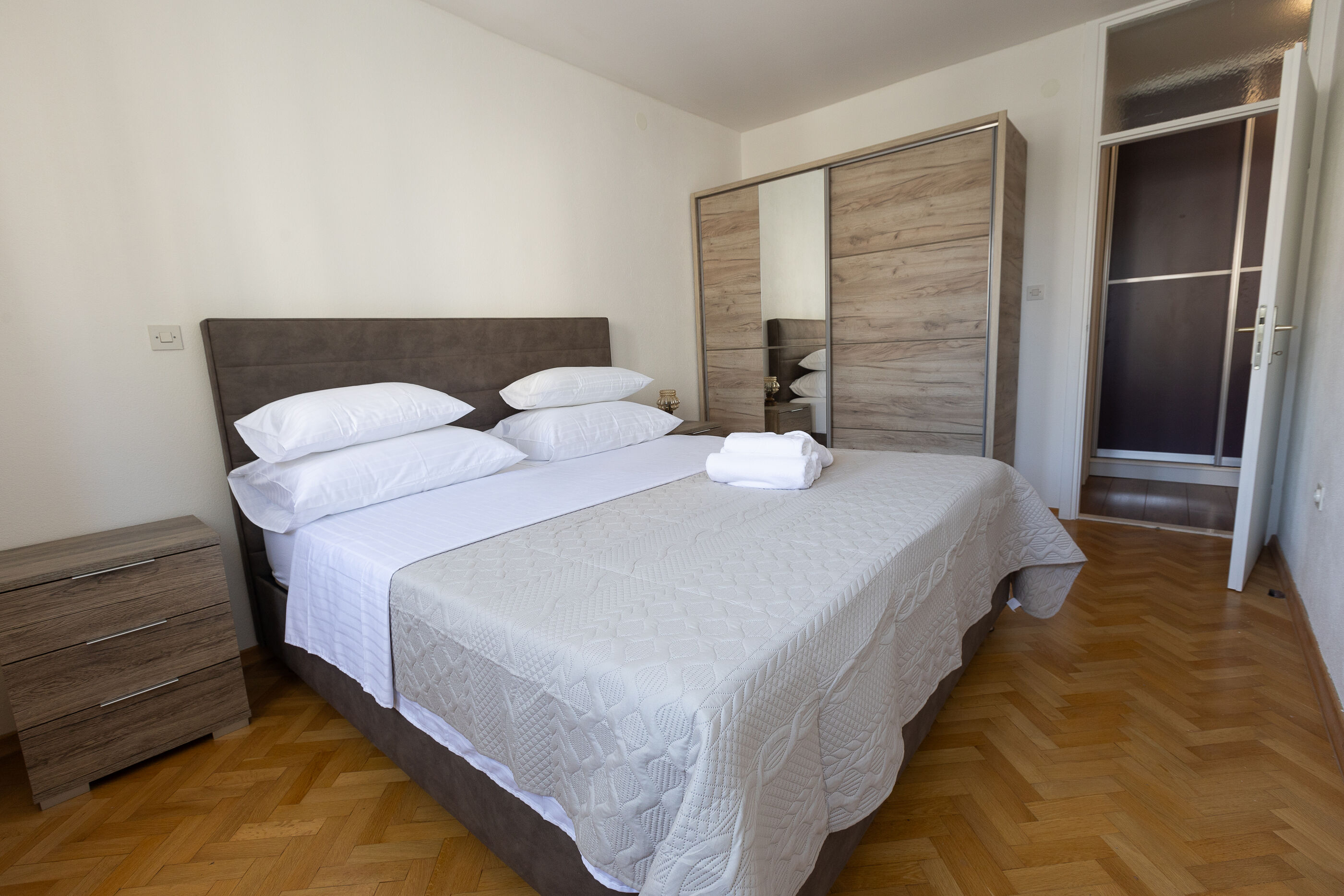 Apartment Srecko 94991-A1