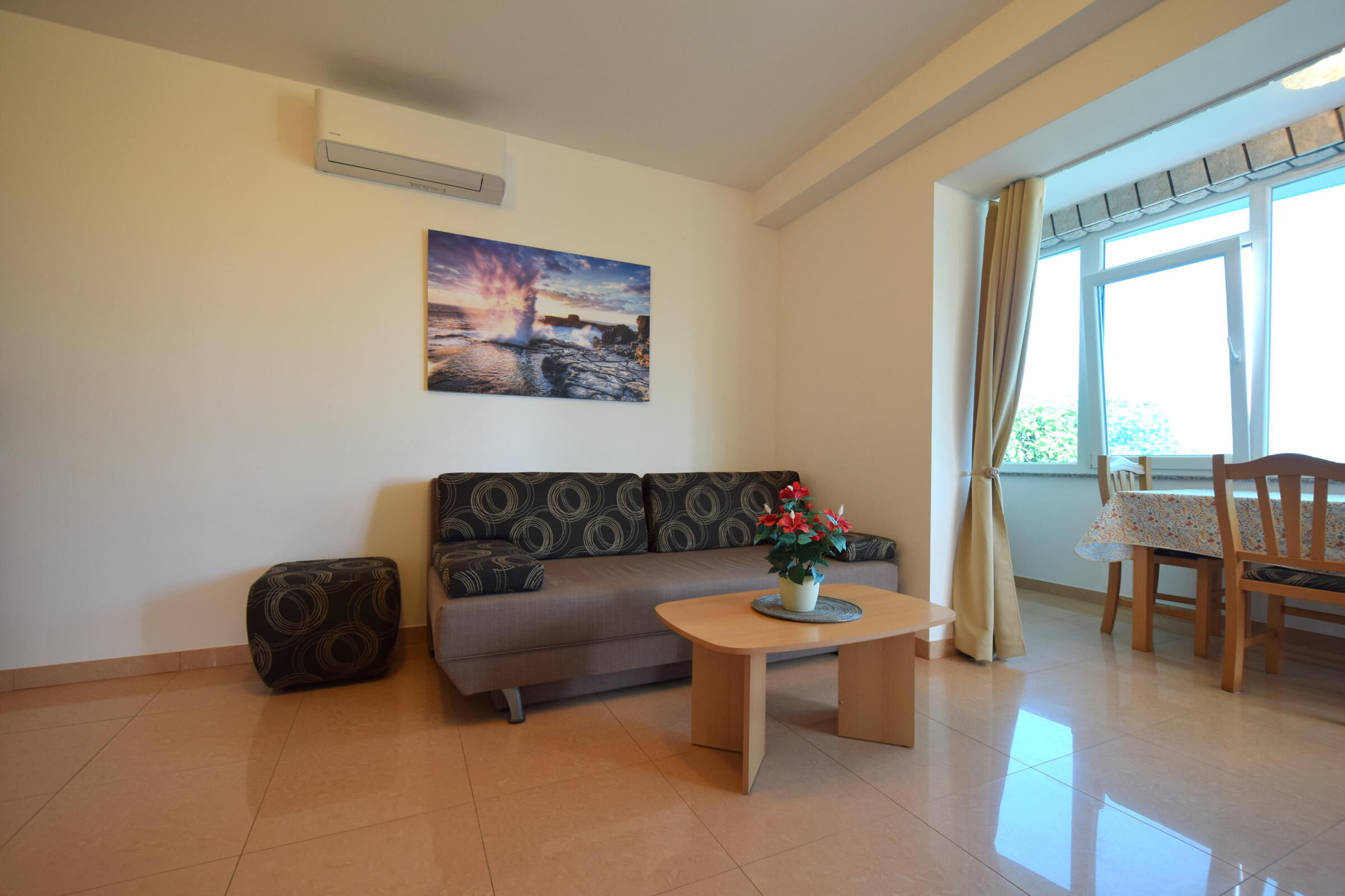 Apartments Rtic 62251-A1