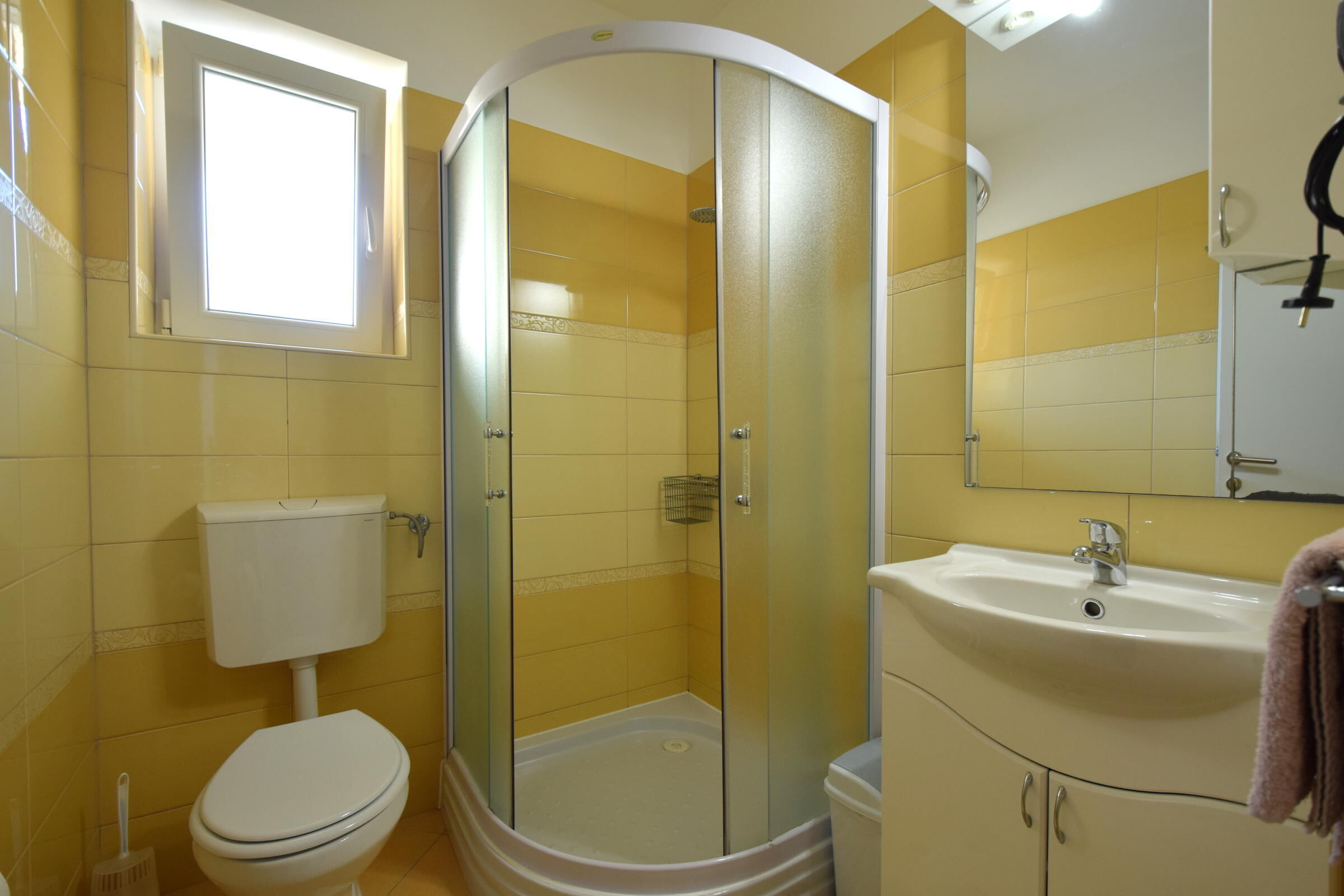 Apartments Rtic 62251-A1