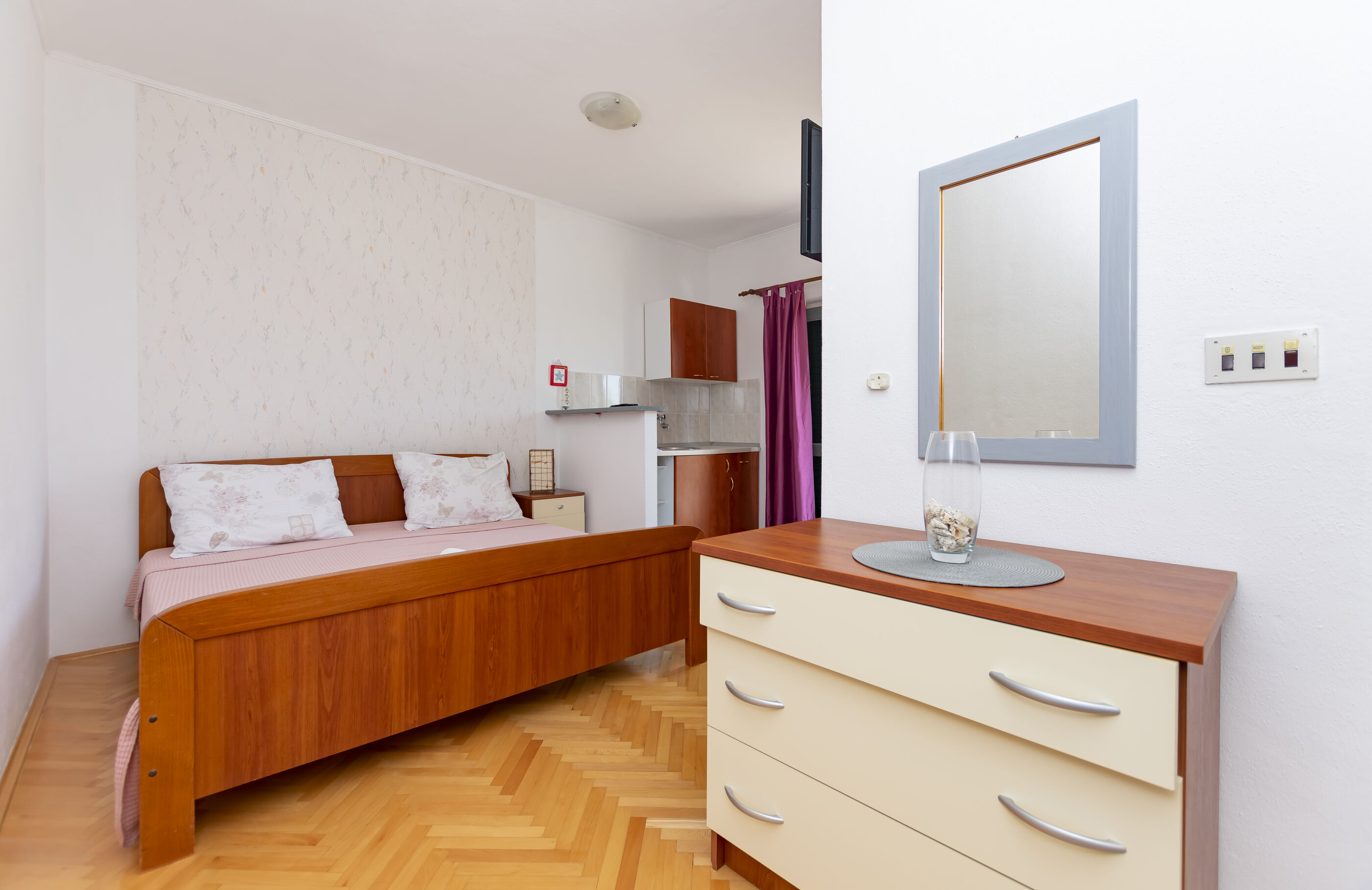 Apartments Nikola 95731-A4
