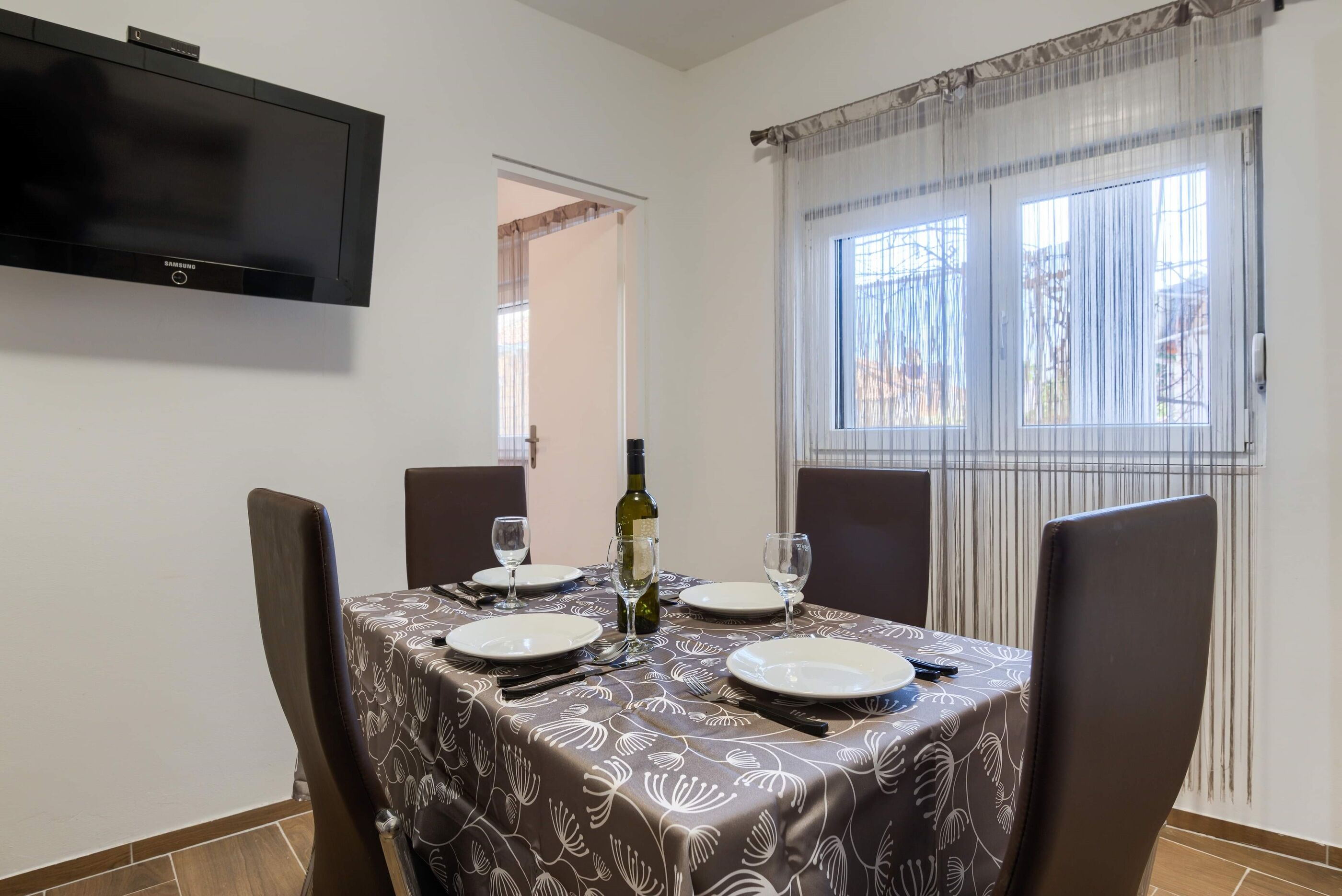 Apartment Mark 96491-A1