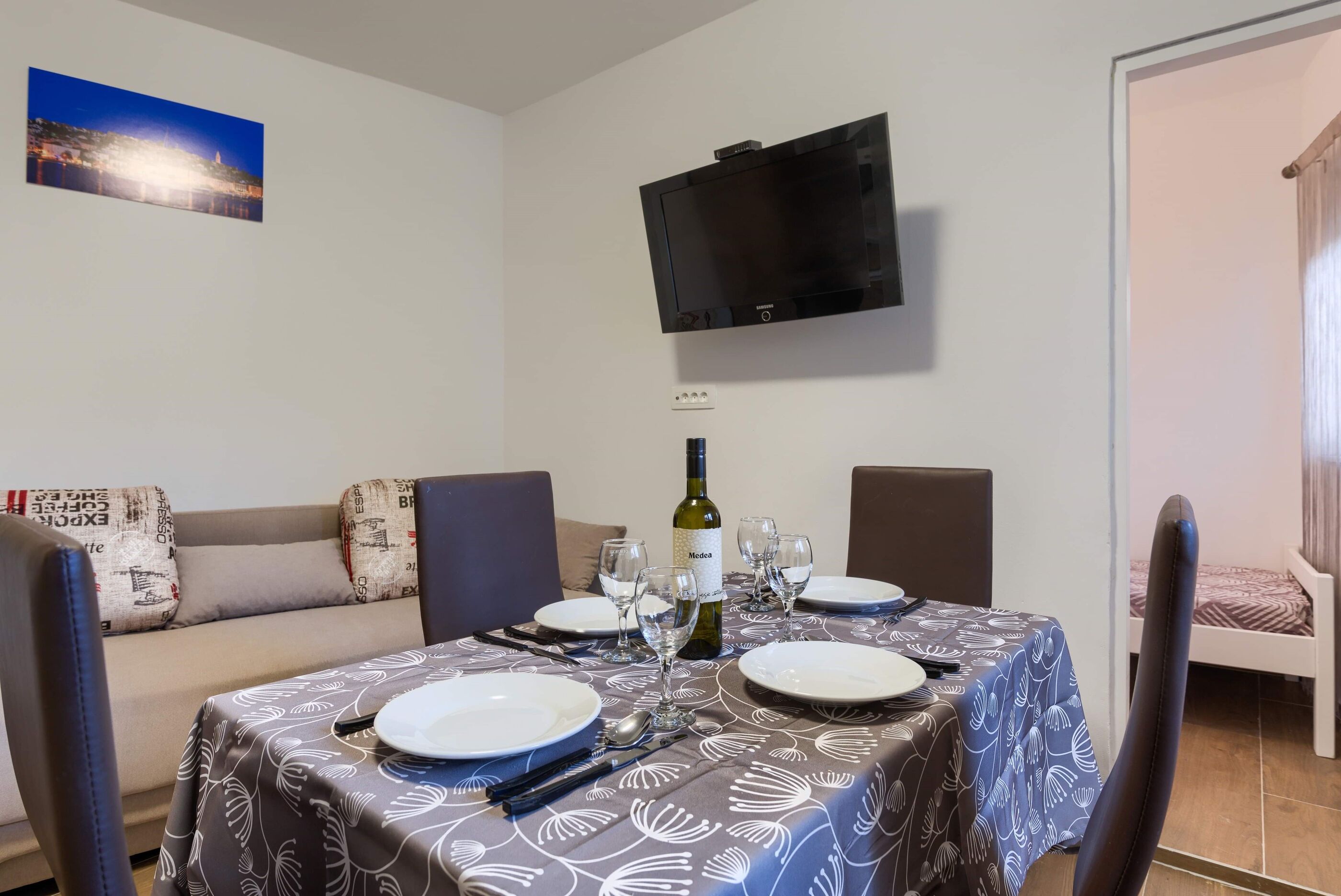 Apartment Mark 96491-A1