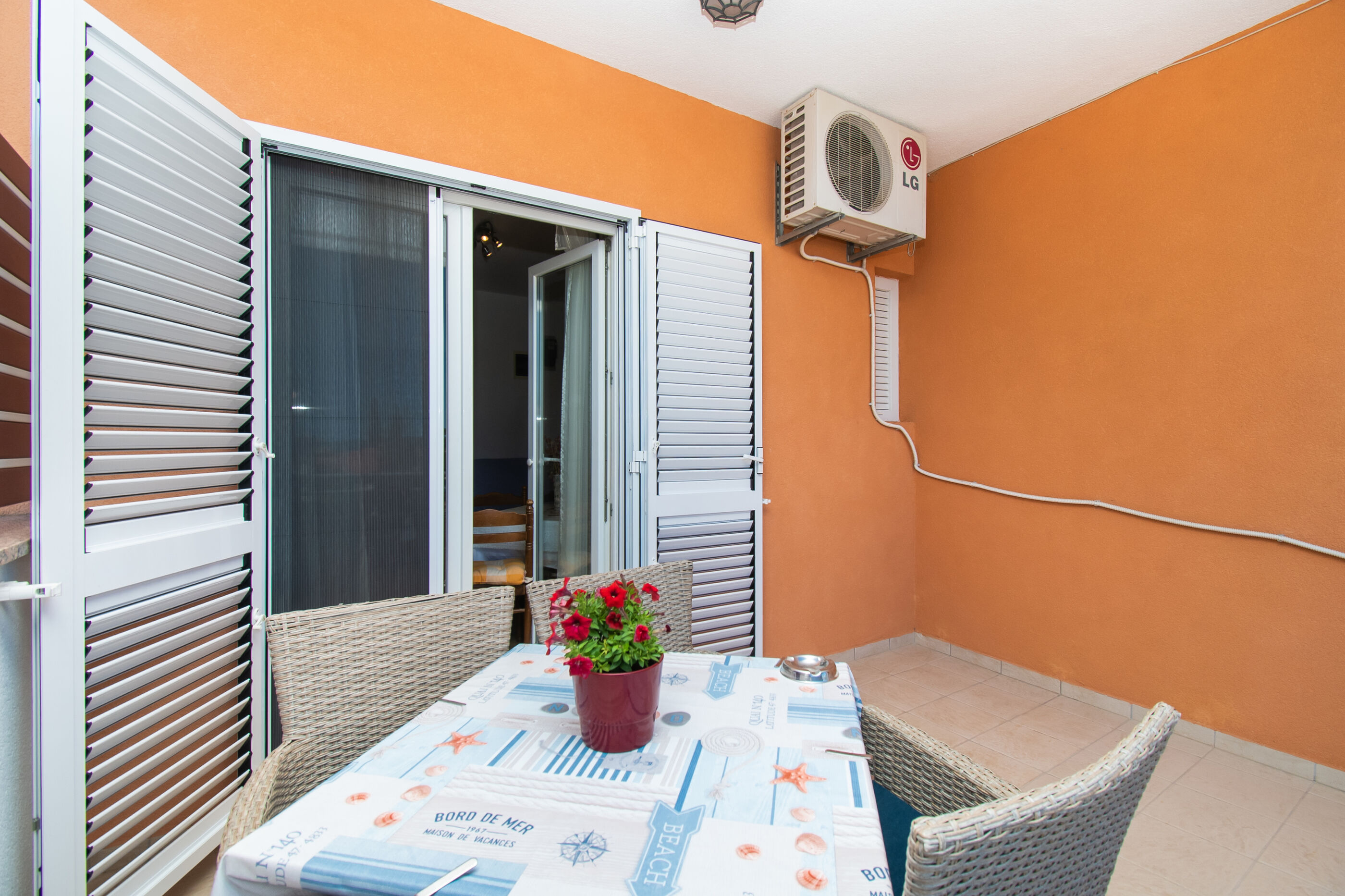 Apartments Čaće 37742-A2